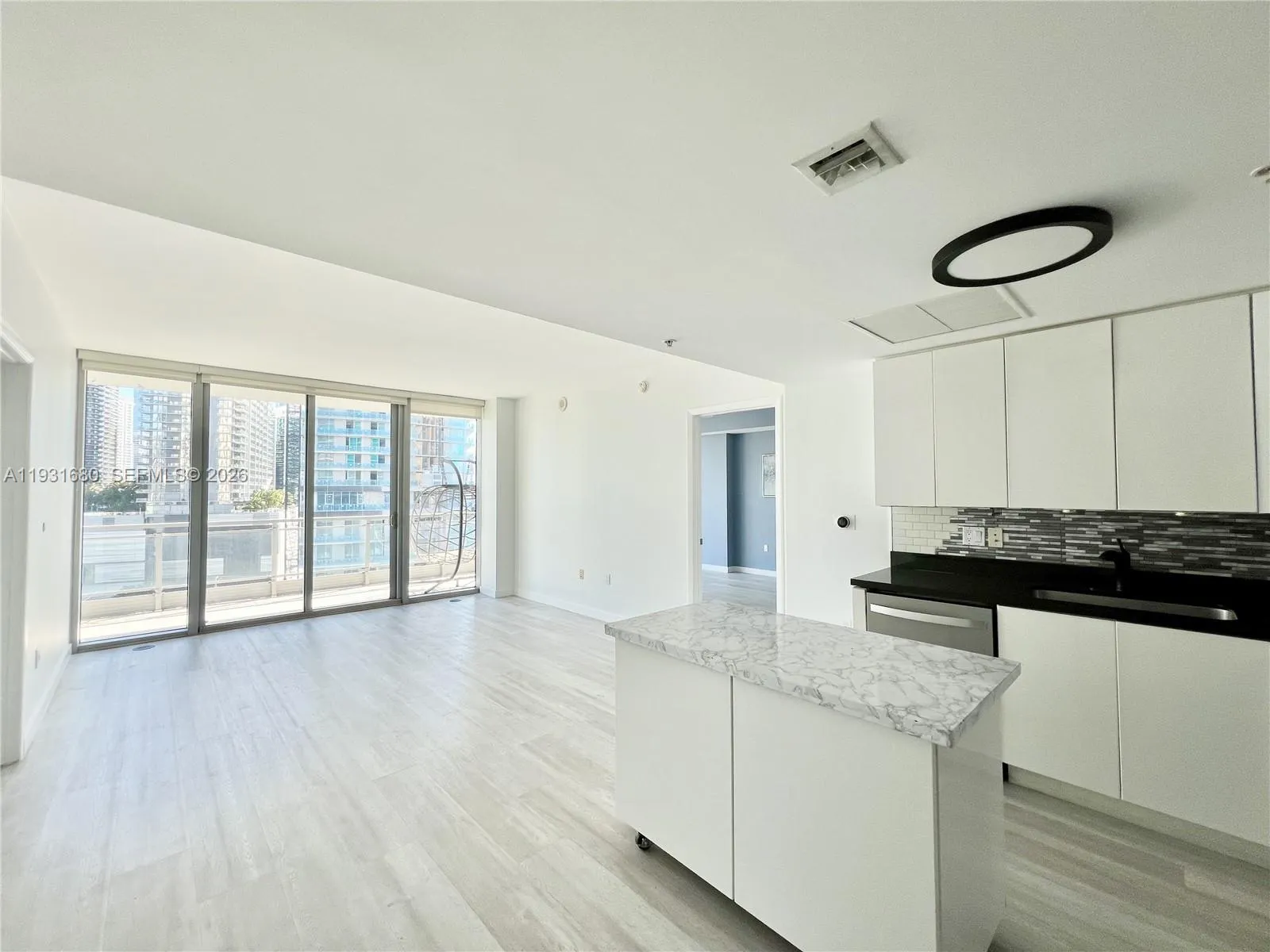 92 Sw 3rd St 1503, Miami, Florida 33130, Miami, Florida 33130, 2 Bedrooms Bedrooms, ,2 BathroomsBathrooms,Residential Lease,For Rent,92 Sw 3rd St 1503, Miami, Florida 33130,A11931680