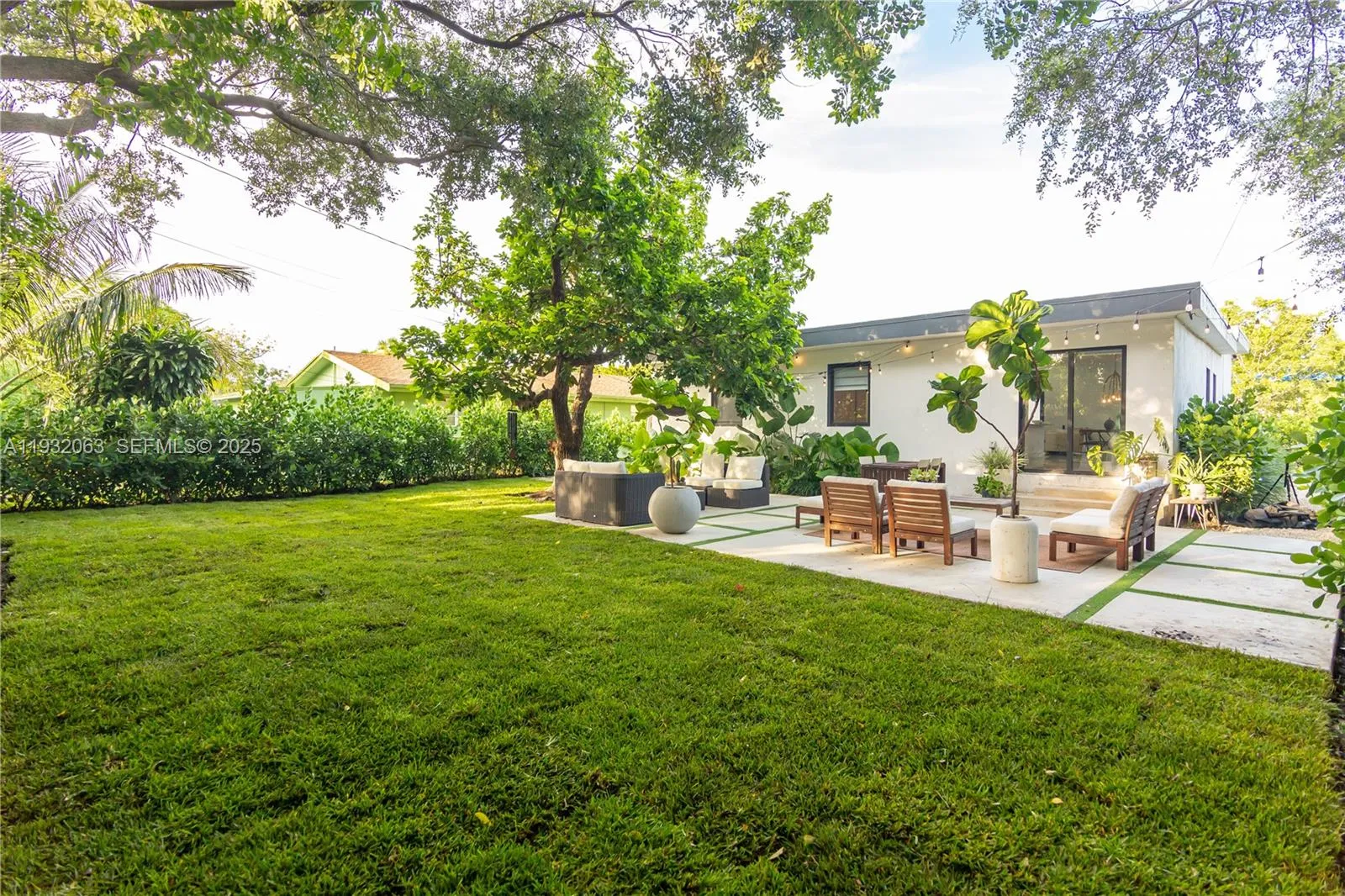 14000 Ne 16th Ct, North Miami, Florida 33181, North Miami, Florida 33181, 3 Bedrooms Bedrooms, ,2 BathroomsBathrooms,Residential,For Sale,14000 Ne 16th Ct, North Miami, Florida 33181,A11932063