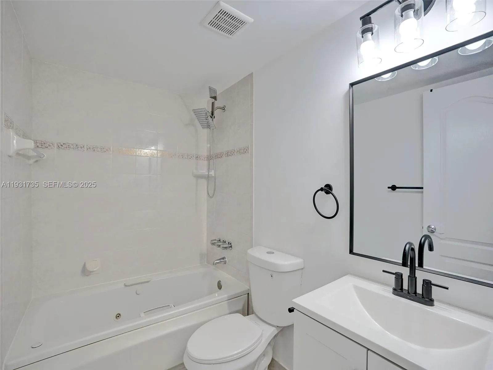 1891 N 61st Ave B215, Hollywood, Florida 33024, Hollywood, Florida 33024, 3 Bedrooms Bedrooms, ,3 BathroomsBathrooms,Residential,For Sale,1891 N 61st Ave B215, Hollywood, Florida 33024,A11931735