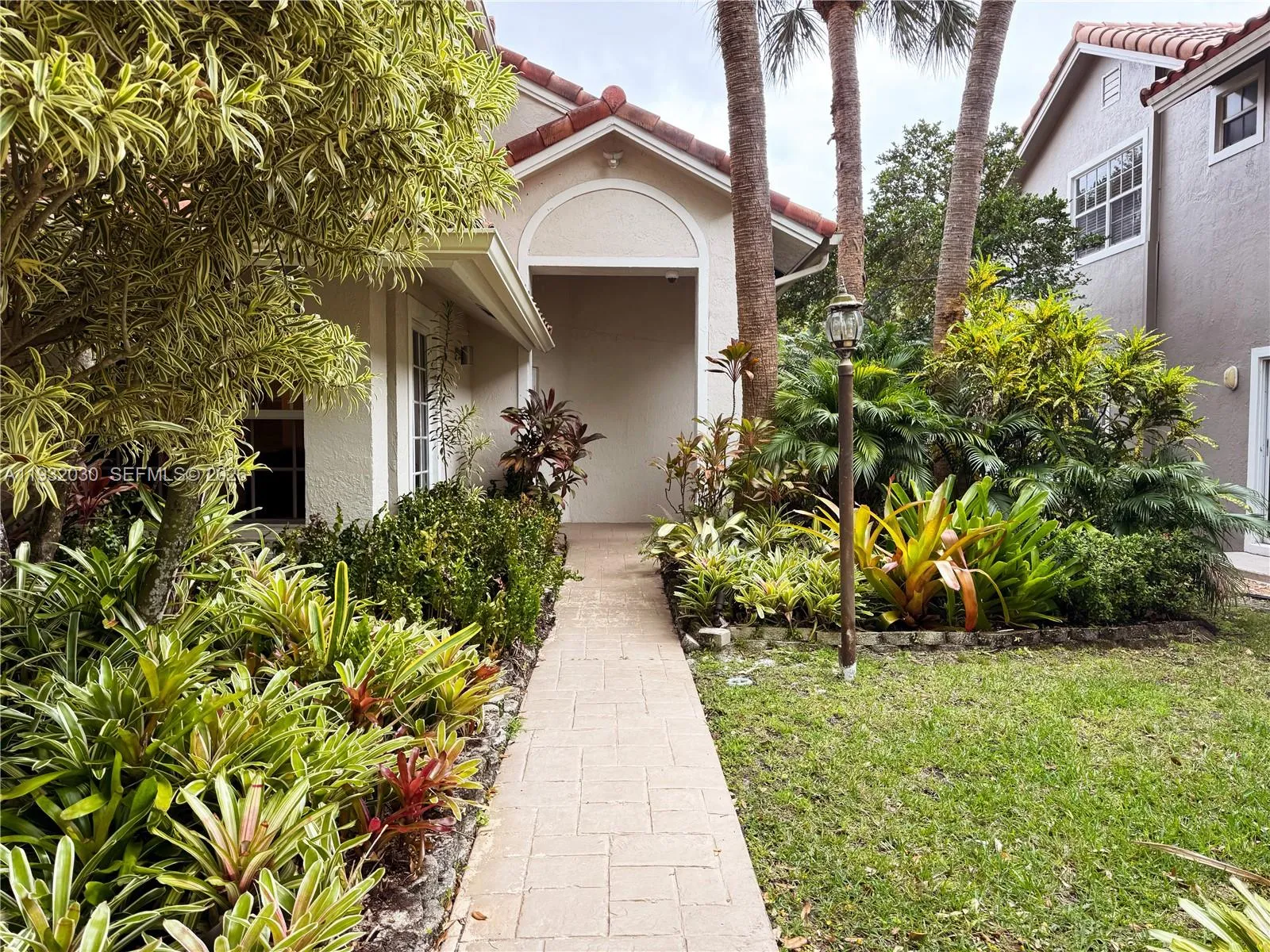 610 Misty Oaks Ln, Pompano Beach, Florida 33069, Pompano Beach, Florida 33069, 3 Bedrooms Bedrooms, ,4 BathroomsBathrooms,Residential,For Sale,610 Misty Oaks Ln, Pompano Beach, Florida 33069,A11932030