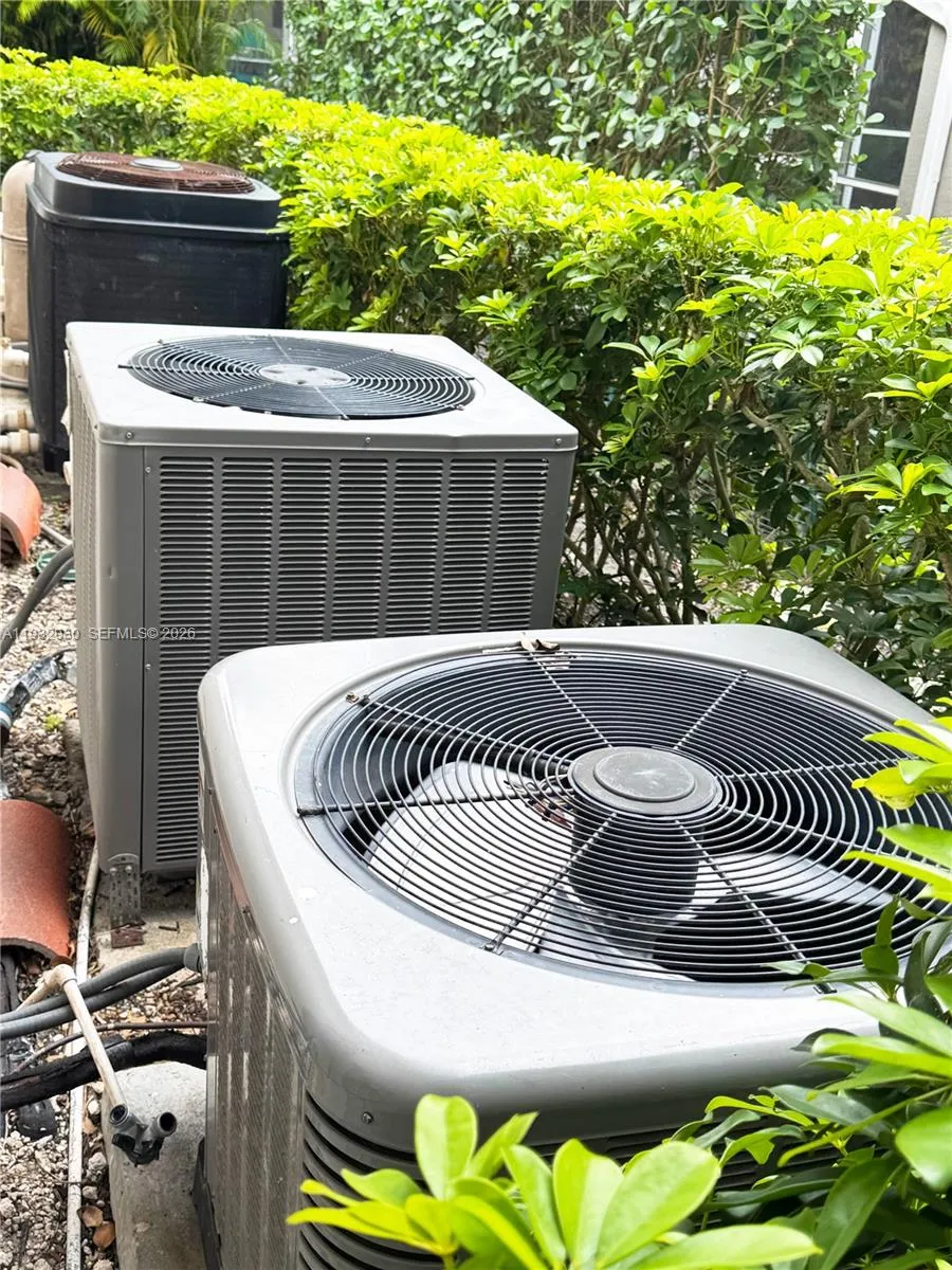 610 Misty Oaks Ln, Pompano Beach, Florida 33069, Pompano Beach, Florida 33069, 3 Bedrooms Bedrooms, ,4 BathroomsBathrooms,Residential,For Sale,610 Misty Oaks Ln, Pompano Beach, Florida 33069,A11932030