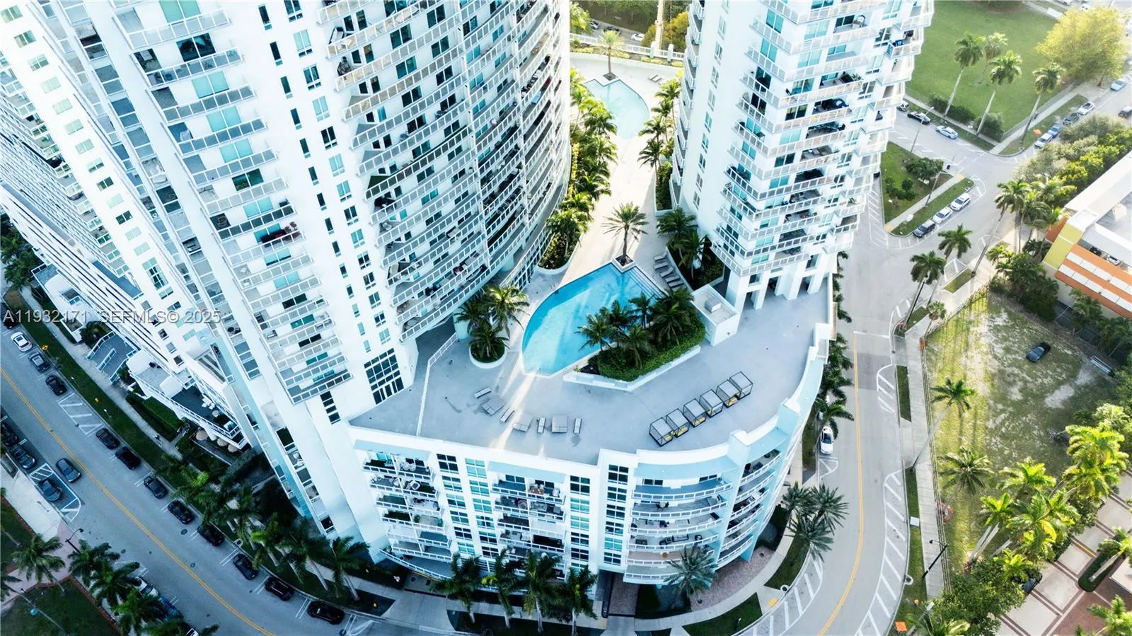 1900 N Bayshore Dr 3514, Miami, Florida 33132, Miami, Florida 33132, 2 Bedrooms Bedrooms, ,2 BathroomsBathrooms,Residential,For Sale,1900 N Bayshore Dr 3514, Miami, Florida 33132,A11932171
