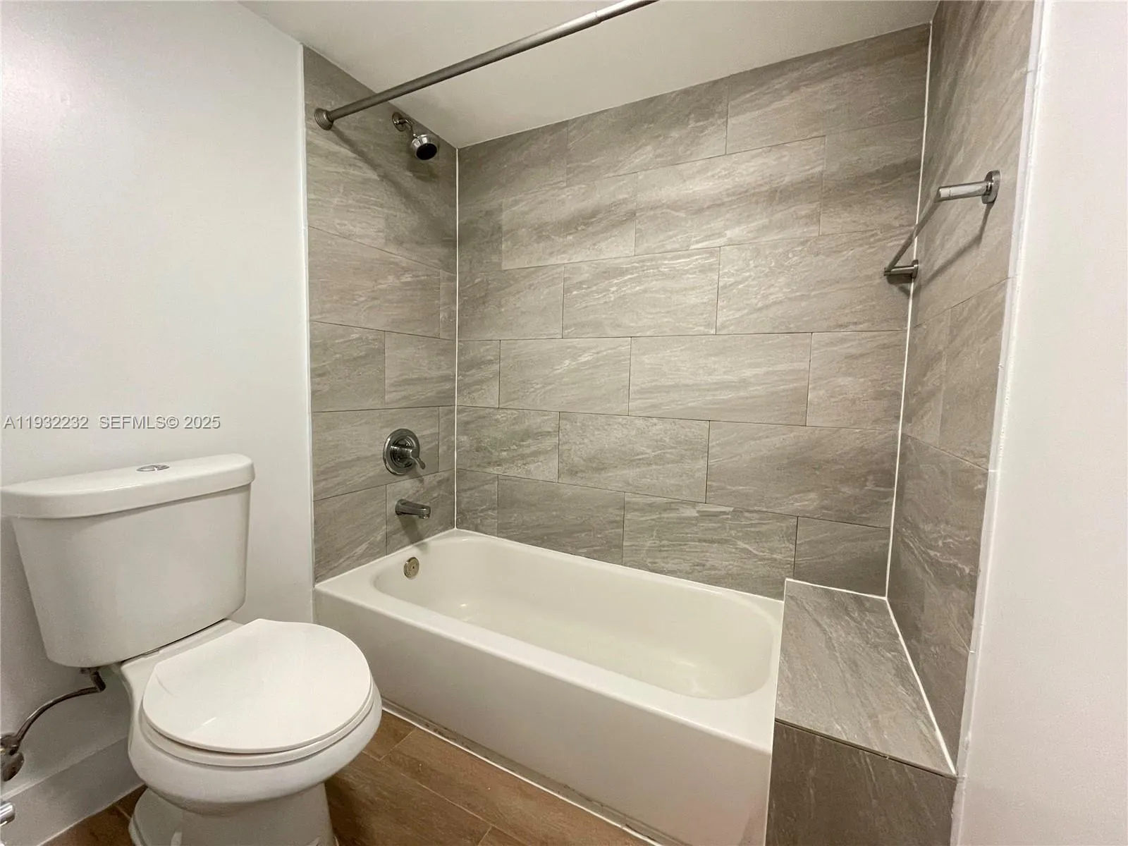 1511 Michigan Ave 30, Miami Beach, Florida 33139, Miami Beach, Florida 33139, 1 Bedroom Bedrooms, ,1 BathroomBathrooms,Residential Lease,For Rent,1511 Michigan Ave 30, Miami Beach, Florida 33139,A11932232