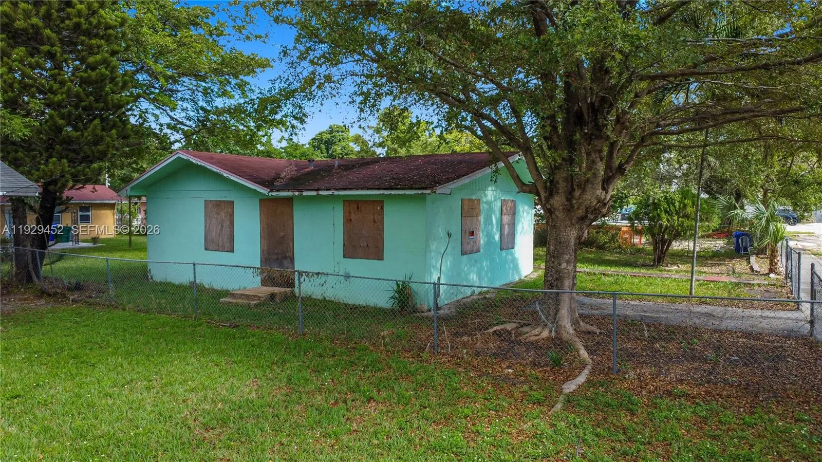 3715 Oak Ave, Miami, Florida 33133, Miami, Florida 33133, 3 Bedrooms Bedrooms, ,2 BathroomsBathrooms,Residential,For Sale,3715 Oak Ave, Miami, Florida 33133,A11929452