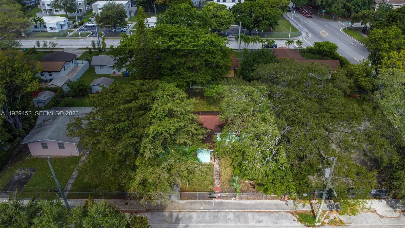 3715 Oak Ave, Miami, Florida 33133, Miami, Florida 33133, 3 Bedrooms Bedrooms, ,2 BathroomsBathrooms,Residential,For Sale,3715 Oak Ave, Miami, Florida 33133,A11929452