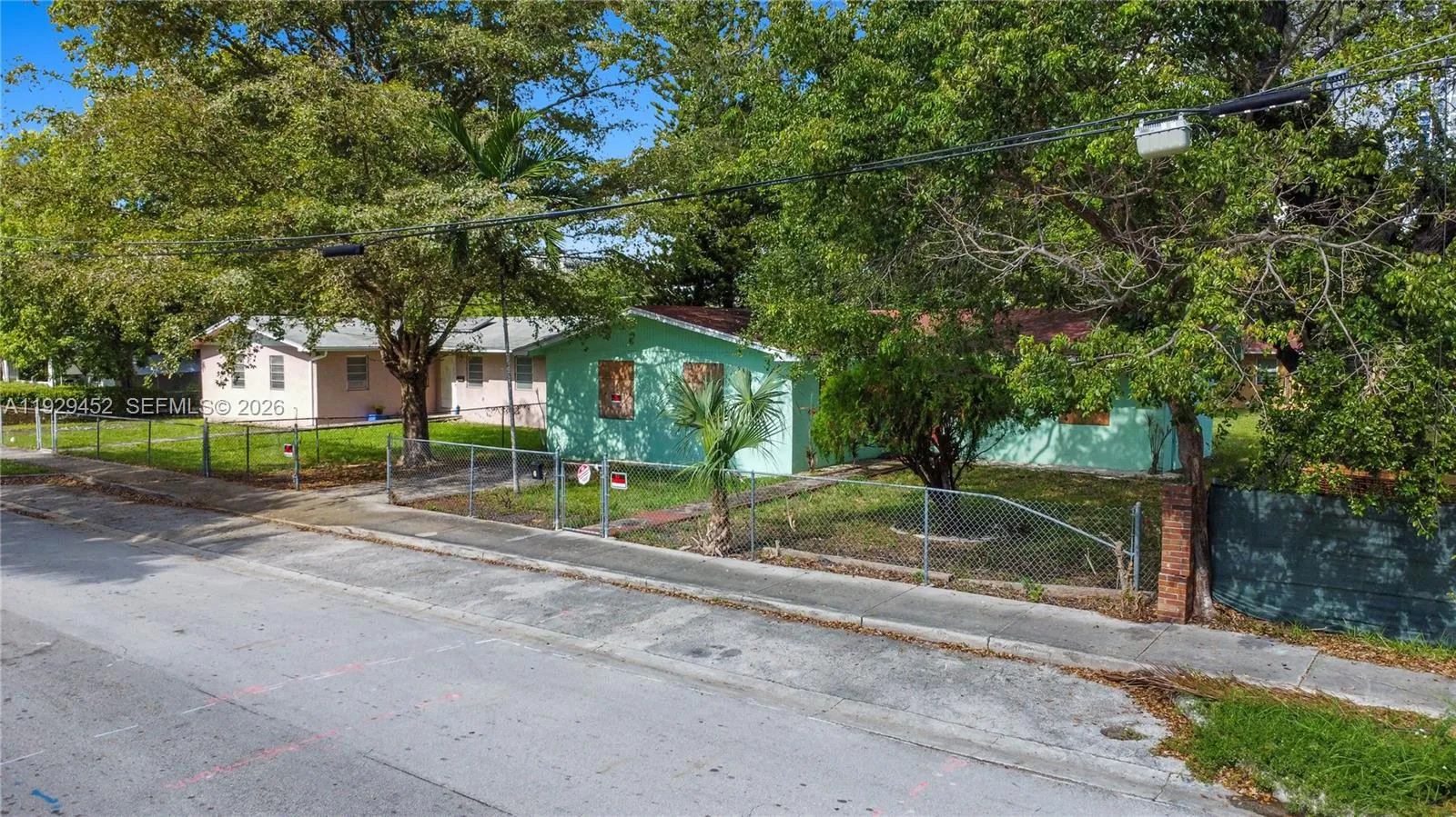3715 Oak Ave, Miami, Florida 33133, Miami, Florida 33133, 3 Bedrooms Bedrooms, ,2 BathroomsBathrooms,Residential,For Sale,3715 Oak Ave, Miami, Florida 33133,A11929452