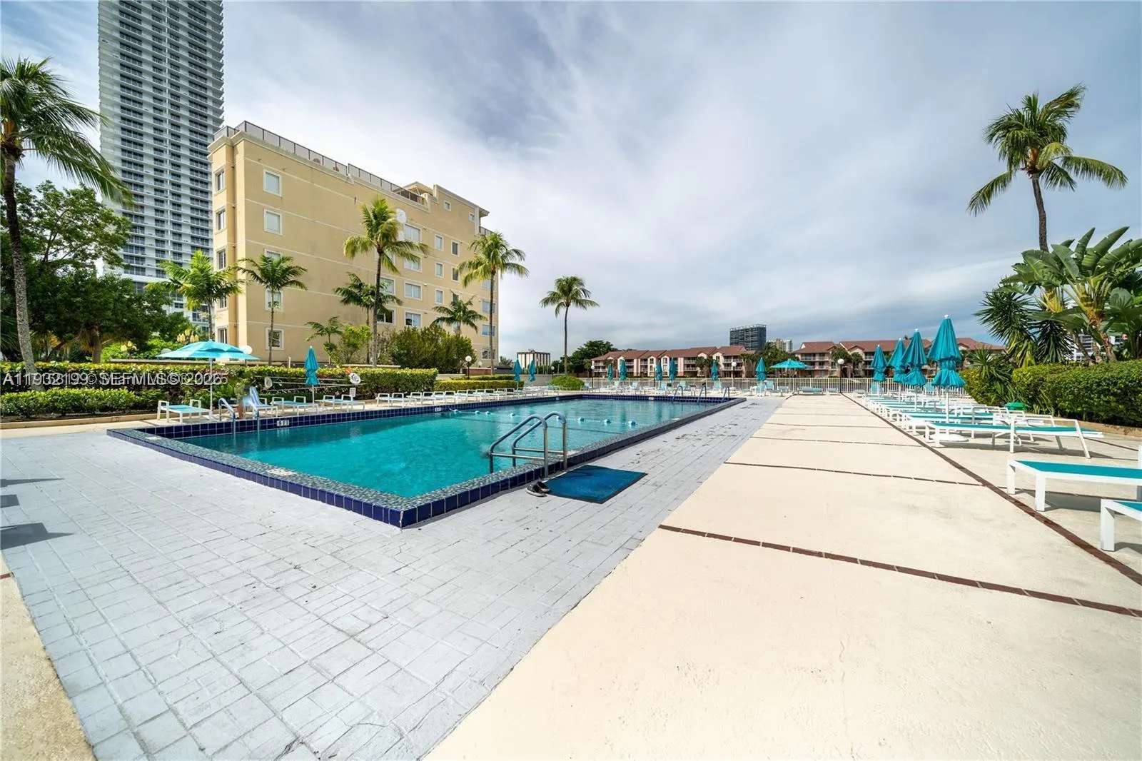 3800 S Ocean Dr 1117, Hollywood, Florida 33019, Hollywood, Florida 33019, 2 Bedrooms Bedrooms, ,2 BathroomsBathrooms,Residential,For Sale,3800 S Ocean Dr 1117, Hollywood, Florida 33019,A11932199