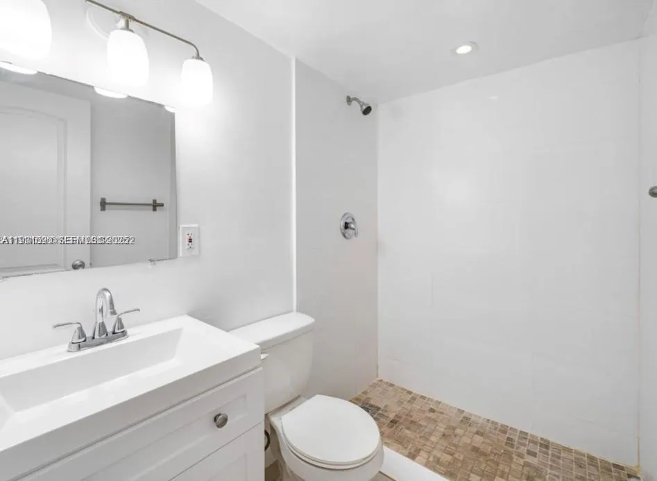 552 Ne 61st St 4, Miami, Florida 33137, Miami, Florida 33137, 2 Bedrooms Bedrooms, ,1 BathroomBathrooms,Residential Lease,For Rent,552 Ne 61st St 4, Miami, Florida 33137,A11931090