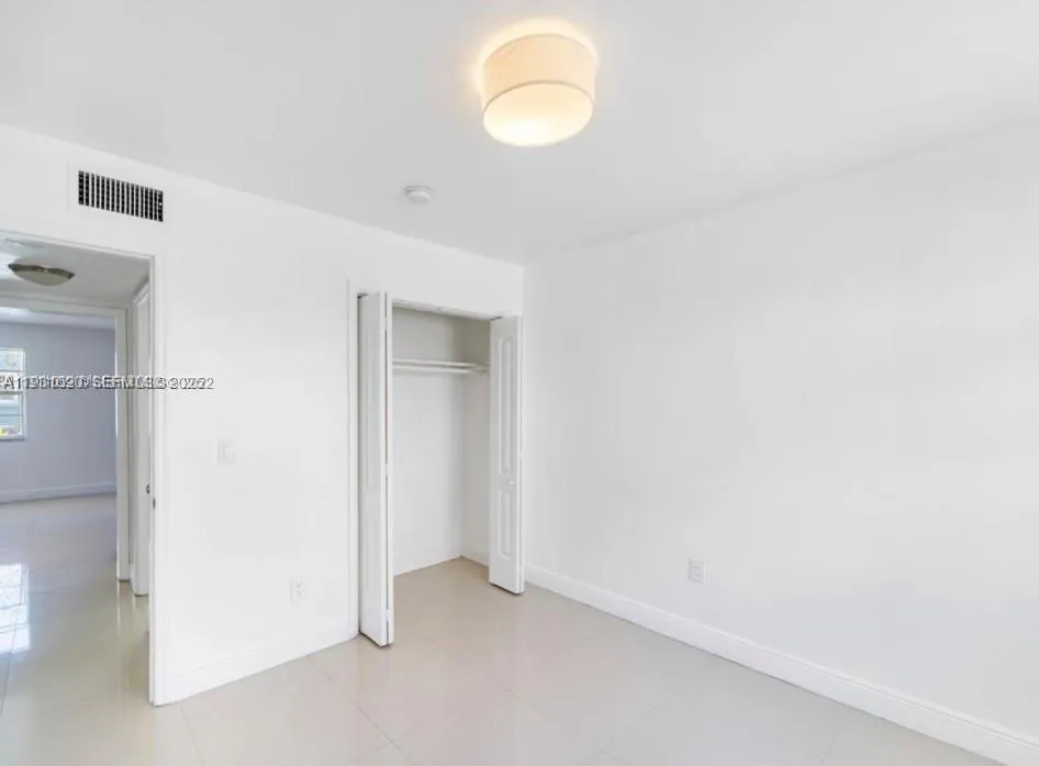 552 Ne 61st St 4, Miami, Florida 33137, Miami, Florida 33137, 2 Bedrooms Bedrooms, ,1 BathroomBathrooms,Residential Lease,For Rent,552 Ne 61st St 4, Miami, Florida 33137,A11931090