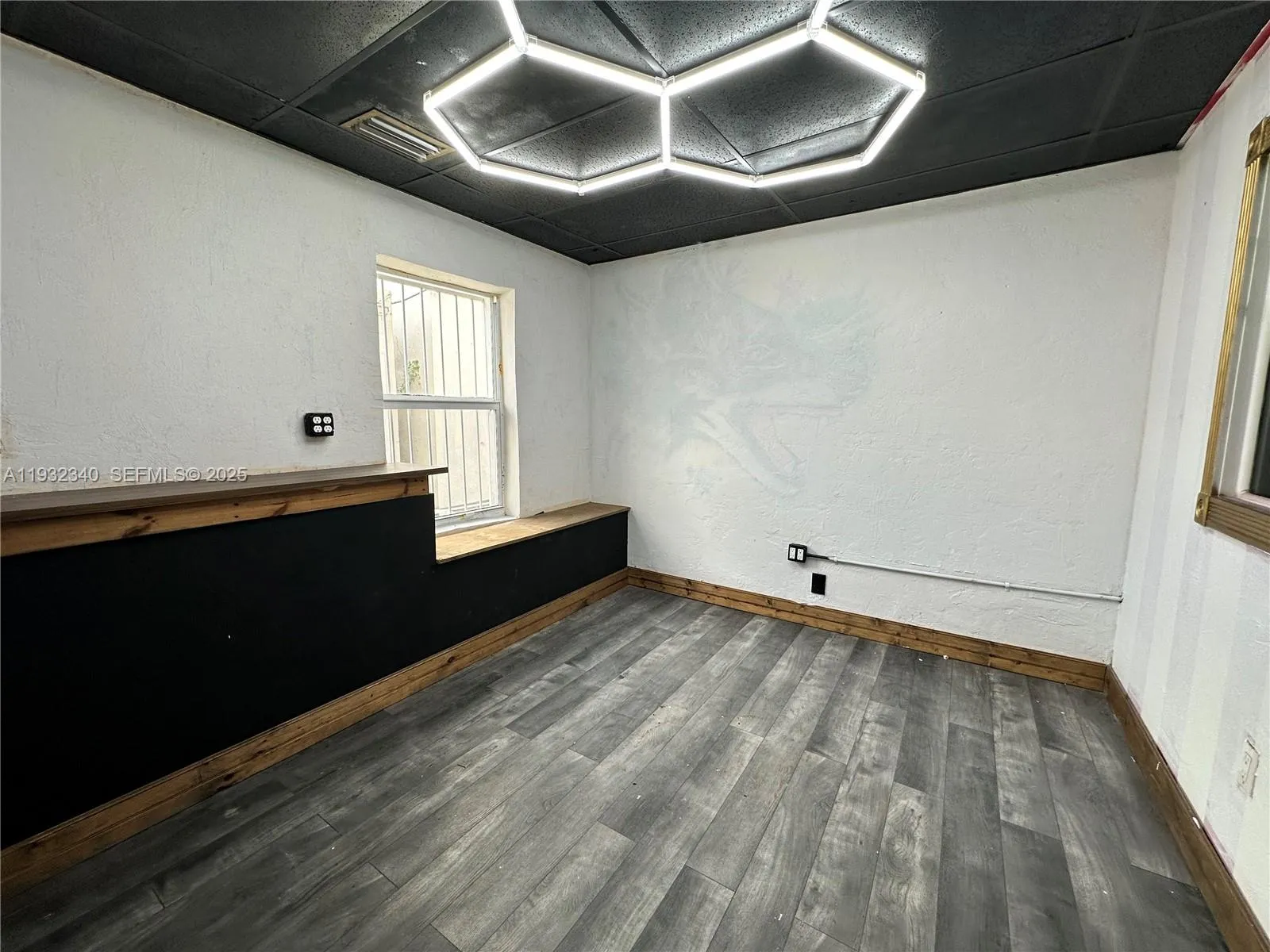 111 S 21 Ave, Hollywood, Florida 33020, Hollywood, Florida 33020, ,Commercial Lease,For Rent,111 S 21 Ave, Hollywood, Florida 33020,A11932340