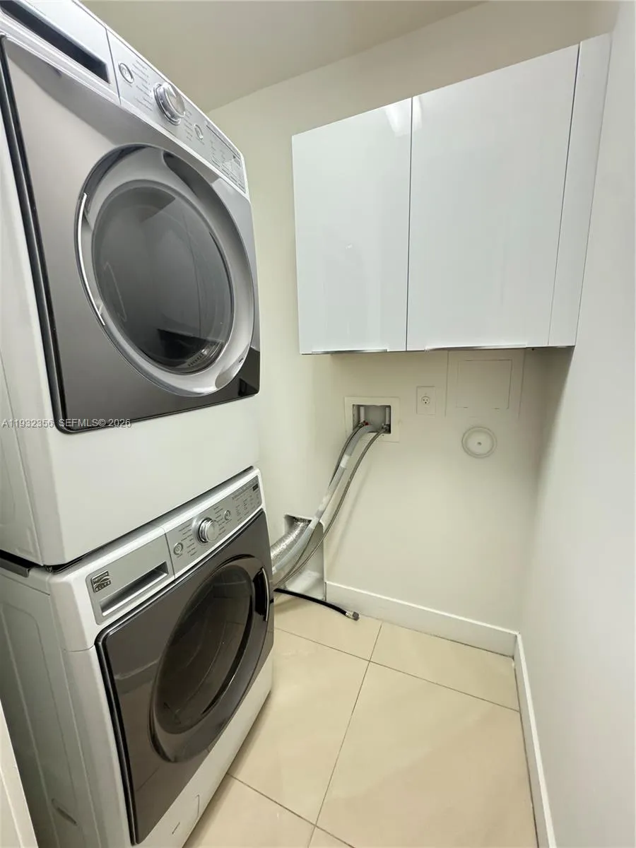 10550 Nw 65th Ln ., Doral, Florida 33178, Doral, Florida 33178, 4 Bedrooms Bedrooms, ,3 BathroomsBathrooms,Residential,For Sale,10550 Nw 65th Ln ., Doral, Florida 33178,A11932356