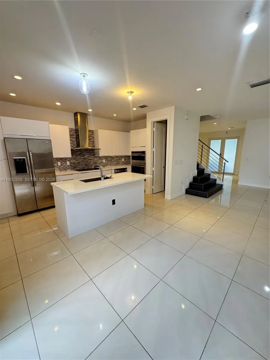 10550 Nw 65th Ln ., Doral, Florida 33178, Doral, Florida 33178, 4 Bedrooms Bedrooms, ,3 BathroomsBathrooms,Residential,For Sale,10550 Nw 65th Ln ., Doral, Florida 33178,A11932356