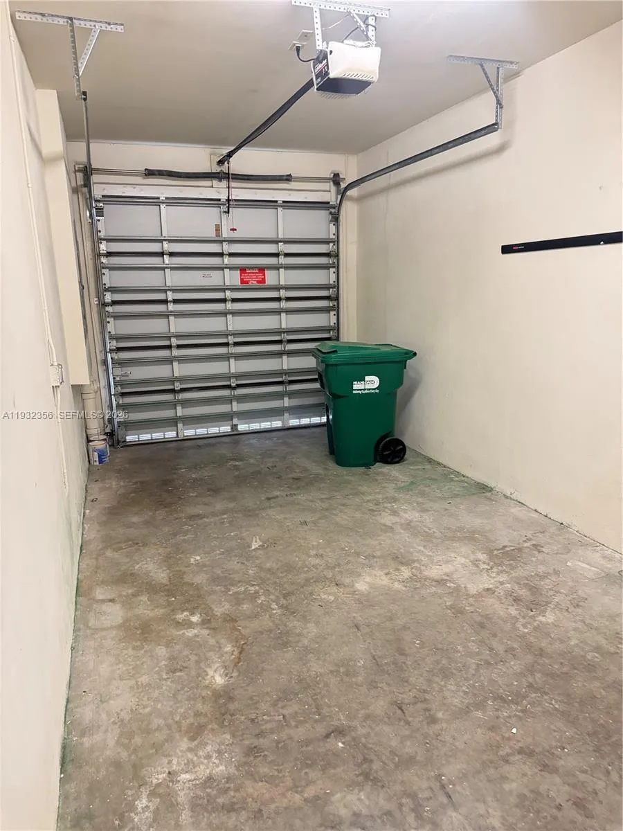 10550 Nw 65th Ln ., Doral, Florida 33178, Doral, Florida 33178, 4 Bedrooms Bedrooms, ,3 BathroomsBathrooms,Residential,For Sale,10550 Nw 65th Ln ., Doral, Florida 33178,A11932356