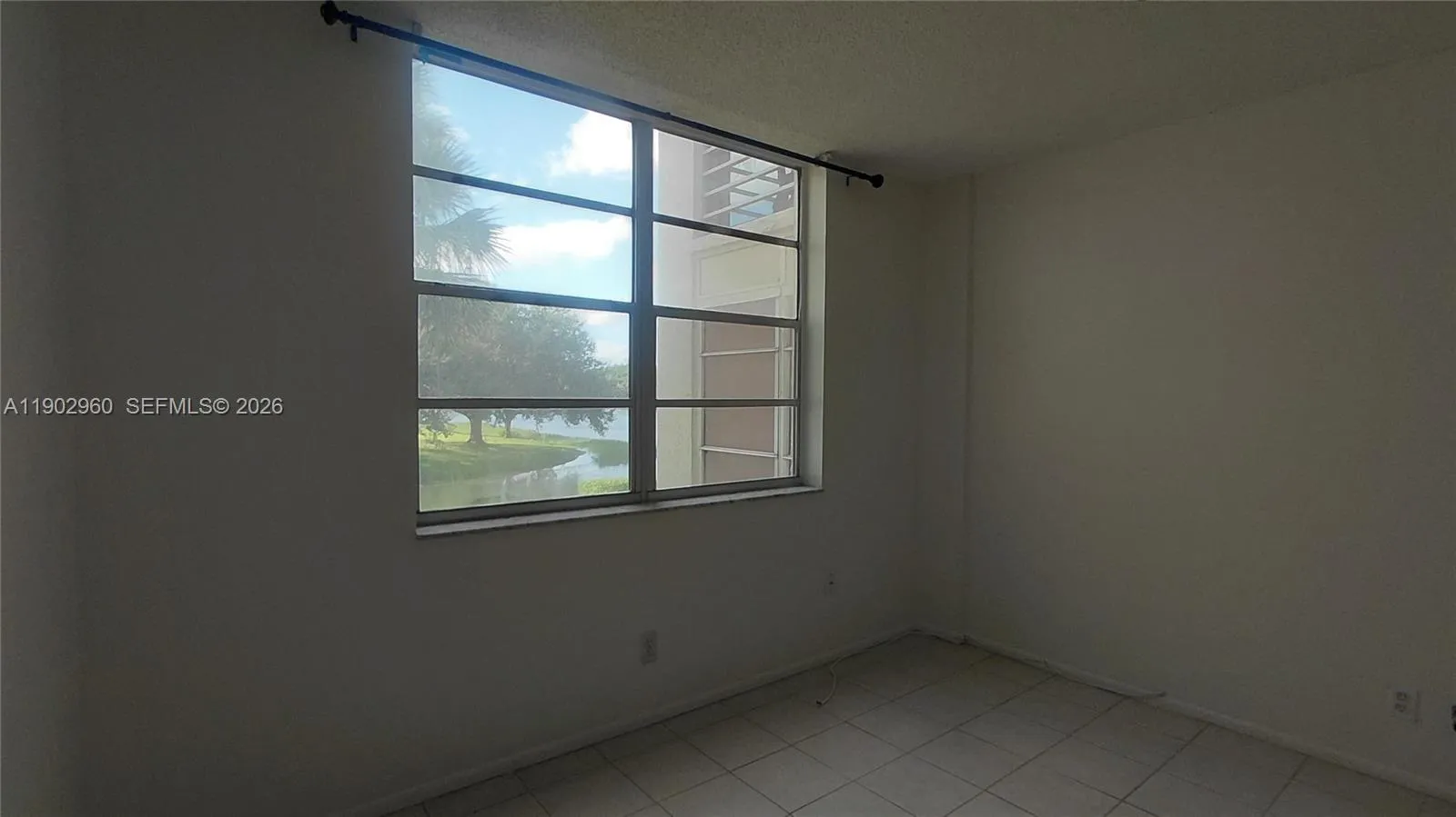 Davie, Florida 33324, 1 Bedroom Bedrooms, ,1 BathroomBathrooms,Residential,For Sale,A11902960