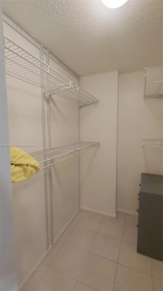 Davie, Florida 33324, 1 Bedroom Bedrooms, ,1 BathroomBathrooms,Residential,For Sale,A11902960