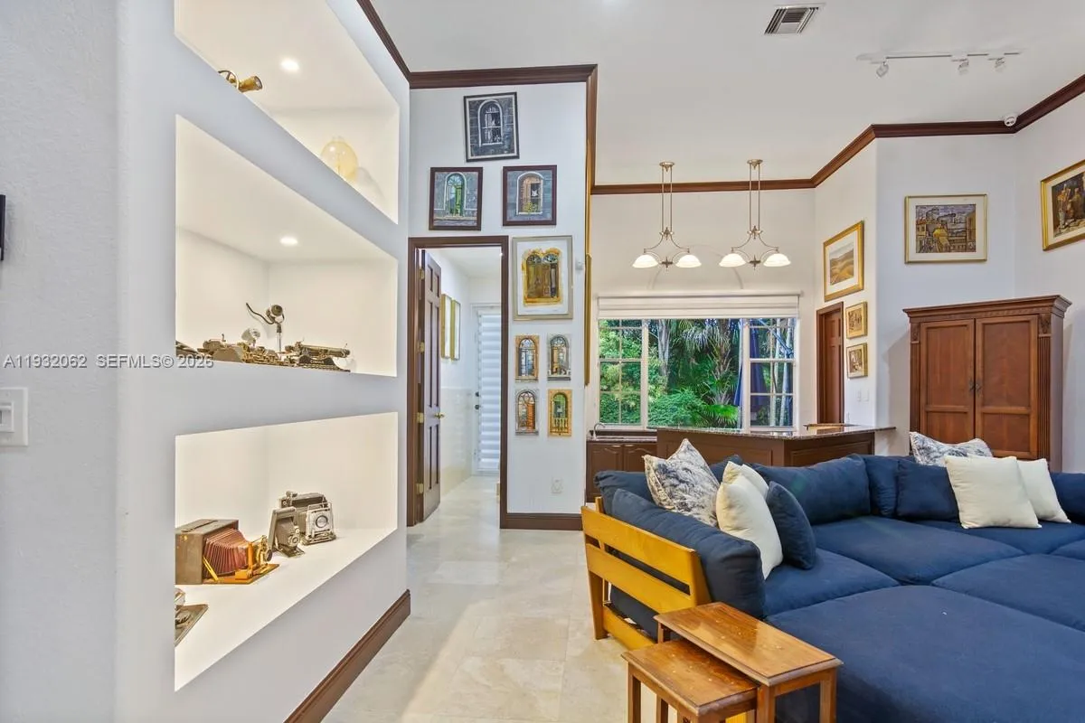 11825 S Mitchell Manor Cir, Pinecrest, Florida 331, Pinecrest, Florida 33156, 6 Bedrooms Bedrooms, ,5 BathroomsBathrooms,Residential,For Sale,11825 S Mitchell Manor Cir, Pinecrest, Florida 331,A11932062