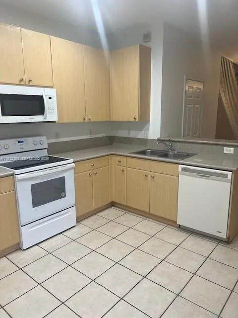 3825 Tree Top Dr 3825, Weston, Florida 33332, Weston, Florida 33332, 3 Bedrooms Bedrooms, ,2 BathroomsBathrooms,Residential Lease,For Rent,3825 Tree Top Dr 3825, Weston, Florida 33332,A11932490