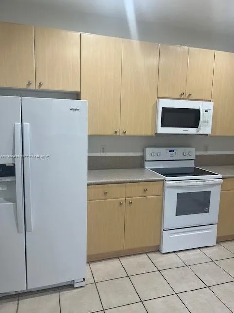 3825 Tree Top Dr 3825, Weston, Florida 33332, Weston, Florida 33332, 3 Bedrooms Bedrooms, ,2 BathroomsBathrooms,Residential Lease,For Rent,3825 Tree Top Dr 3825, Weston, Florida 33332,A11932490