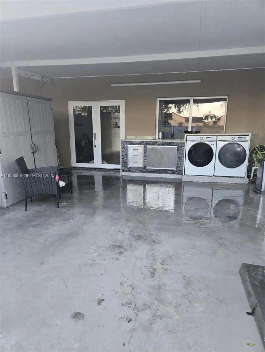 5255 W 26th Ct 803, Hialeah, Florida 33016, Hialeah, Florida 33016, 3 Bedrooms Bedrooms, ,2 BathroomsBathrooms,Residential,For Sale,5255 W 26th Ct 803, Hialeah, Florida 33016,A11928328