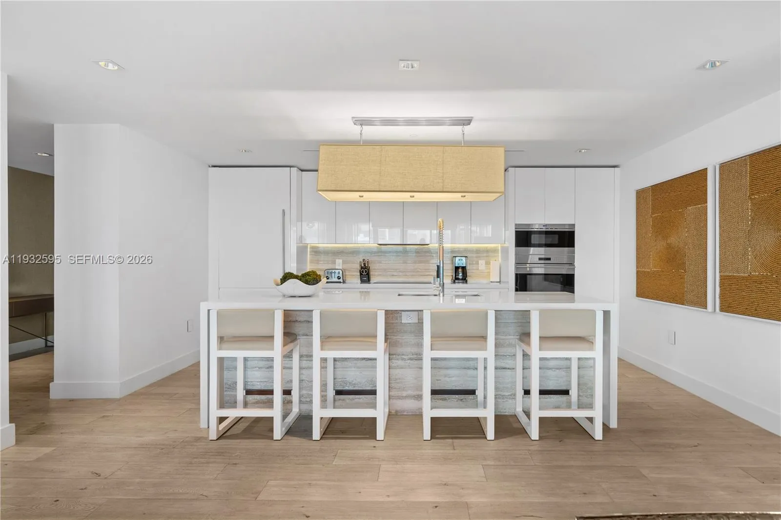 102 24th St Ph-1706, Miami Beach, Florida 33139, Miami Beach, Florida 33139, 3 Bedrooms Bedrooms, ,3 BathroomsBathrooms,Residential,For Sale,102 24th St Ph-1706, Miami Beach, Florida 33139,A11932595