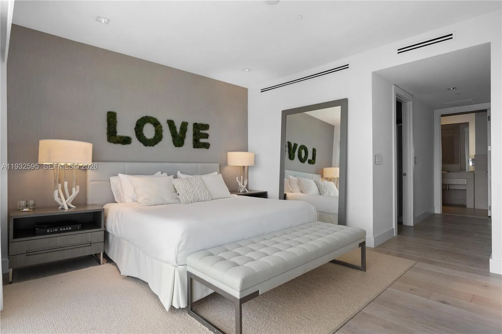 102 24th St Ph-1706, Miami Beach, Florida 33139, Miami Beach, Florida 33139, 3 Bedrooms Bedrooms, ,3 BathroomsBathrooms,Residential,For Sale,102 24th St Ph-1706, Miami Beach, Florida 33139,A11932595