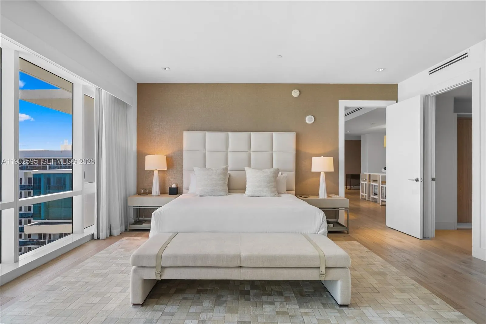 102 24th St Ph-1706, Miami Beach, Florida 33139, Miami Beach, Florida 33139, 3 Bedrooms Bedrooms, ,3 BathroomsBathrooms,Residential,For Sale,102 24th St Ph-1706, Miami Beach, Florida 33139,A11932595