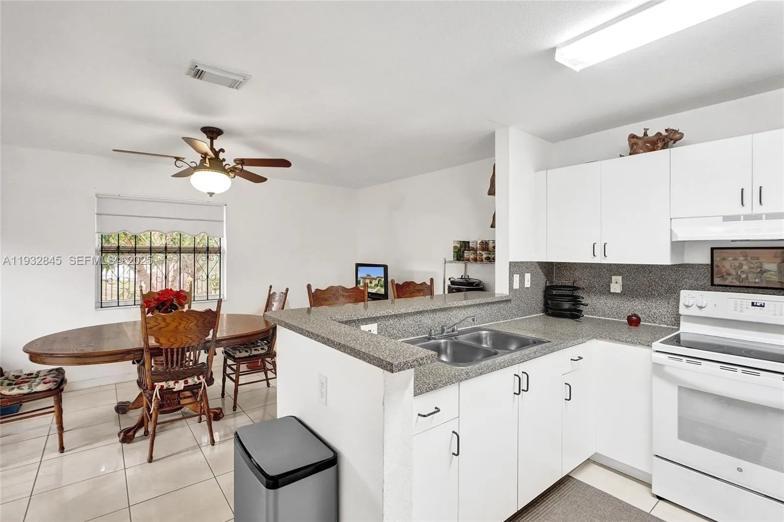 19110 Nw 32nd Ave, Miami Gardens, Florida 33056, Miami Gardens, Florida 33056, 3 Bedrooms Bedrooms, ,2 BathroomsBathrooms,Residential,For Sale,19110 Nw 32nd Ave, Miami Gardens, Florida 33056,A11932845