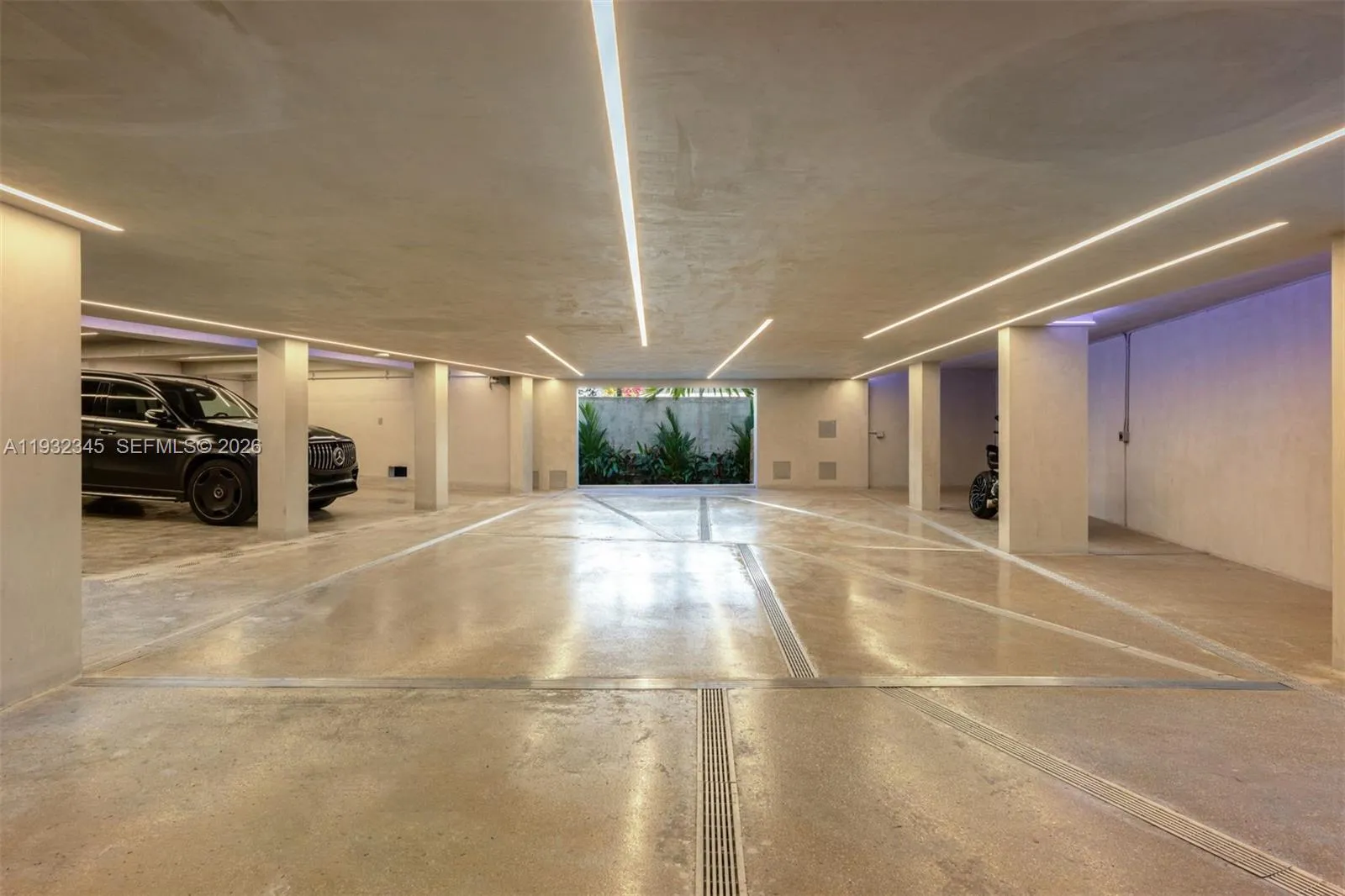 1413 N Venetian Way, Miami, Florida 33139, Miami, Florida 33139, 7 Bedrooms Bedrooms, ,7 BathroomsBathrooms,Residential,For Sale,1413 N Venetian Way, Miami, Florida 33139,A11932345