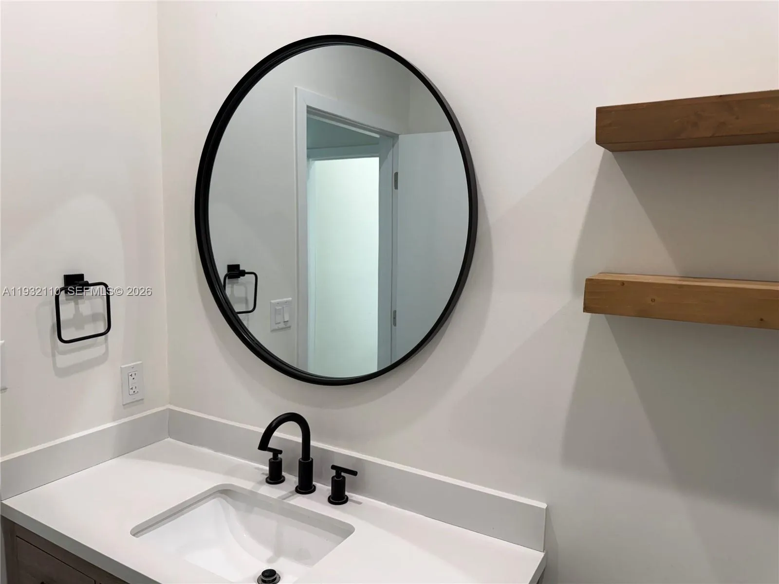 1786 Sw 9th St 4, Miami, Florida 33135, Miami, Florida 33135, 3 Bedrooms Bedrooms, ,2 BathroomsBathrooms,Residential Lease,For Rent,1786 Sw 9th St 4, Miami, Florida 33135,A11932110