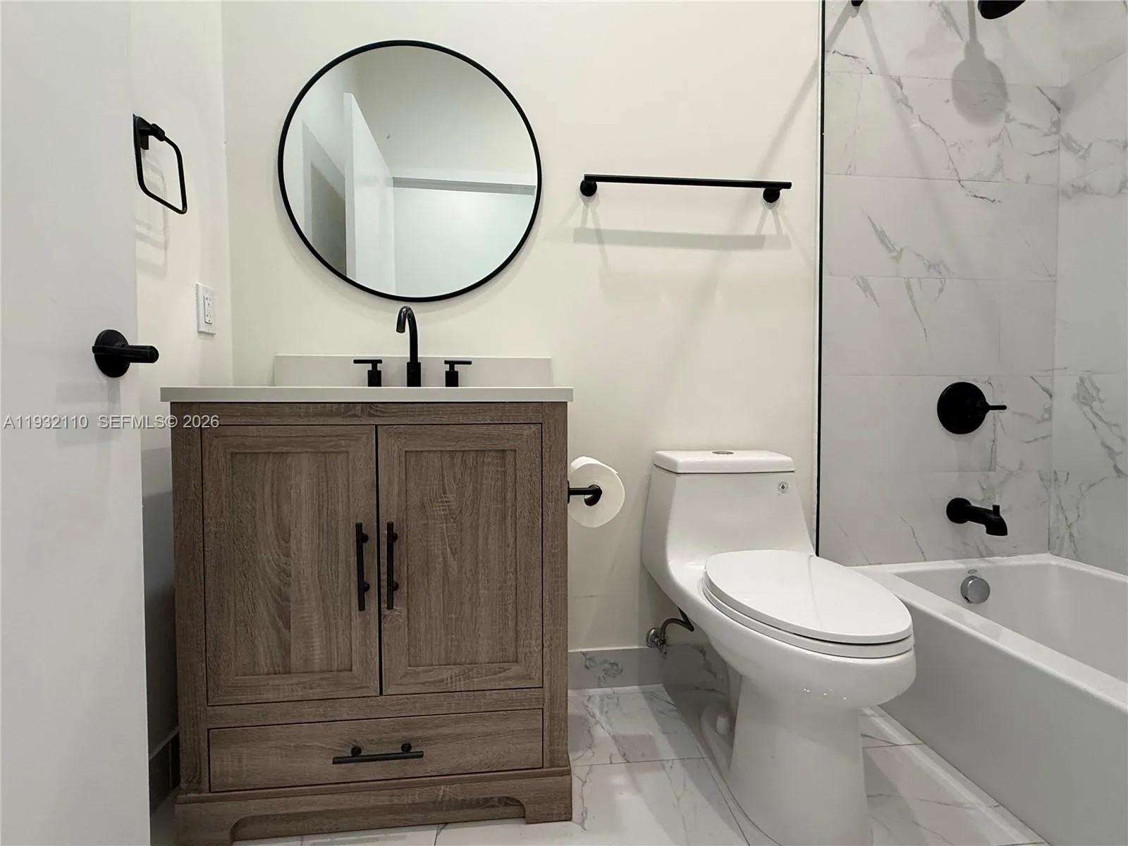 1786 Sw 9th St 4, Miami, Florida 33135, Miami, Florida 33135, 3 Bedrooms Bedrooms, ,2 BathroomsBathrooms,Residential Lease,For Rent,1786 Sw 9th St 4, Miami, Florida 33135,A11932110