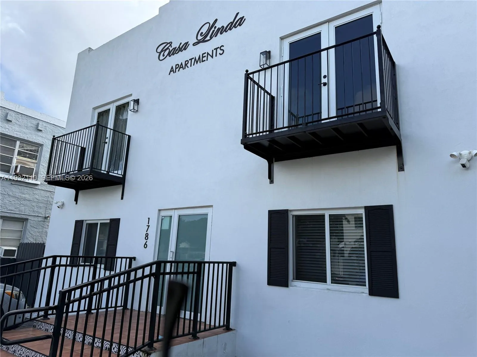 1786 Sw 9th St 4, Miami, Florida 33135, Miami, Florida 33135, 3 Bedrooms Bedrooms, ,2 BathroomsBathrooms,Residential Lease,For Rent,1786 Sw 9th St 4, Miami, Florida 33135,A11932110