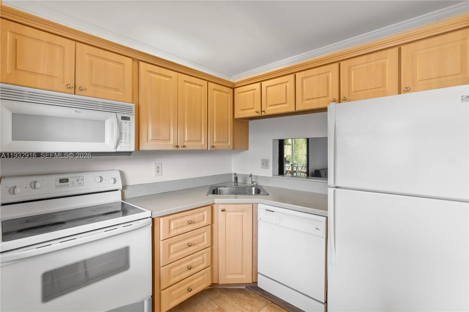 8400 Lagos De Campo Blvd 312, Tamarac, Florida 333, Tamarac, Florida 33321, 1 Bedroom Bedrooms, ,1 BathroomBathrooms,Residential,For Sale,8400 Lagos De Campo Blvd 312, Tamarac, Florida 333,A11932916
