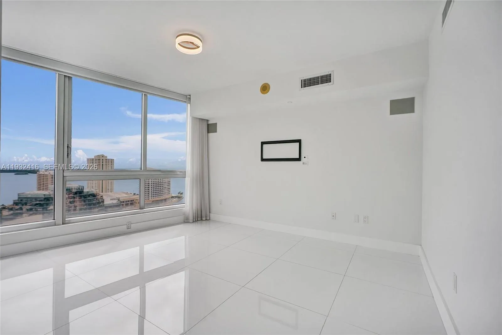 495 Brickell Ave 2301, Miami, Florida 33131, Miami, Florida 33131, 3 Bedrooms Bedrooms, ,2 BathroomsBathrooms,Residential Lease,For Rent,495 Brickell Ave 2301, Miami, Florida 33131,A11932416