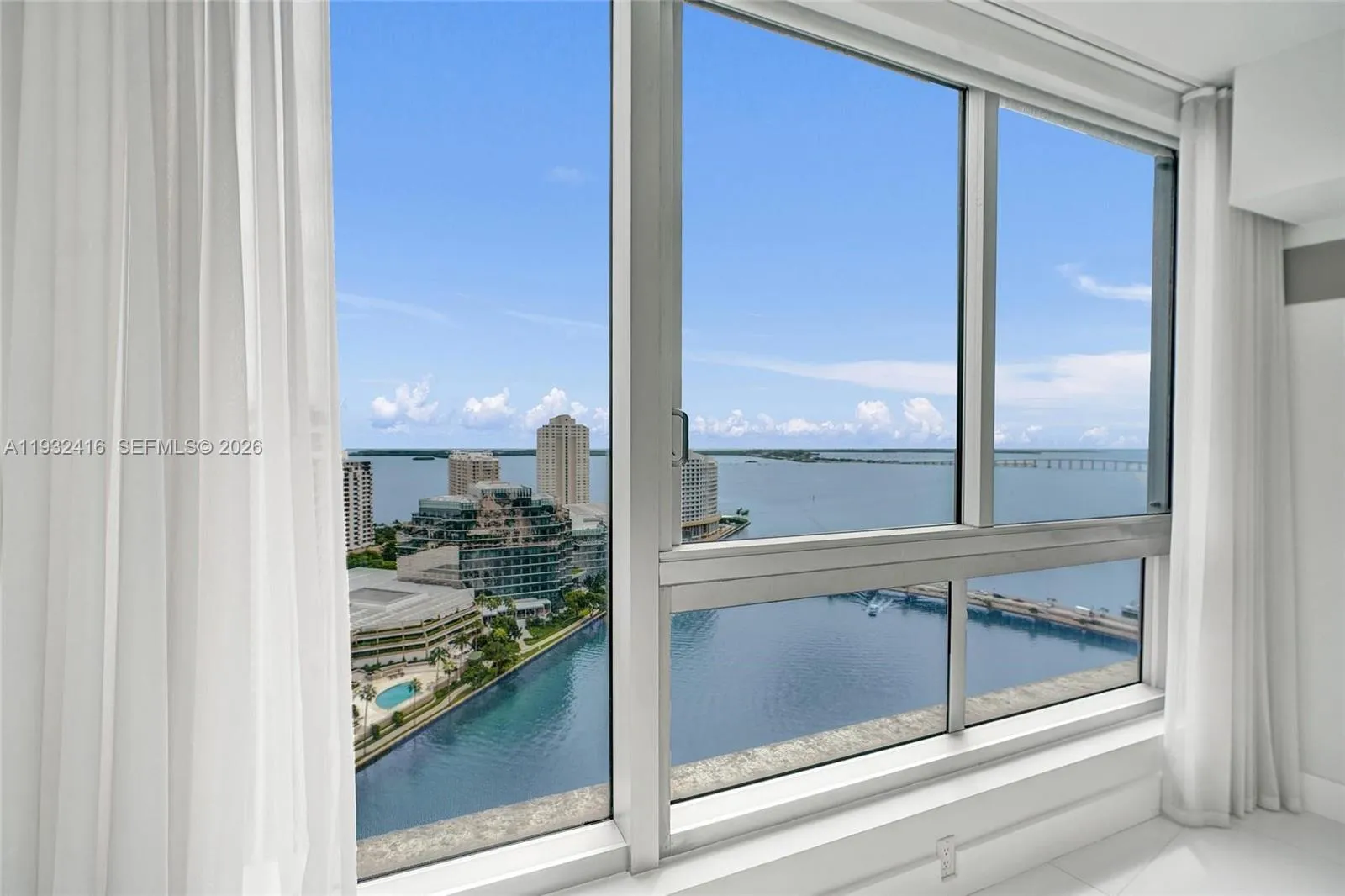 495 Brickell Ave 2301, Miami, Florida 33131, Miami, Florida 33131, 3 Bedrooms Bedrooms, ,2 BathroomsBathrooms,Residential Lease,For Rent,495 Brickell Ave 2301, Miami, Florida 33131,A11932416
