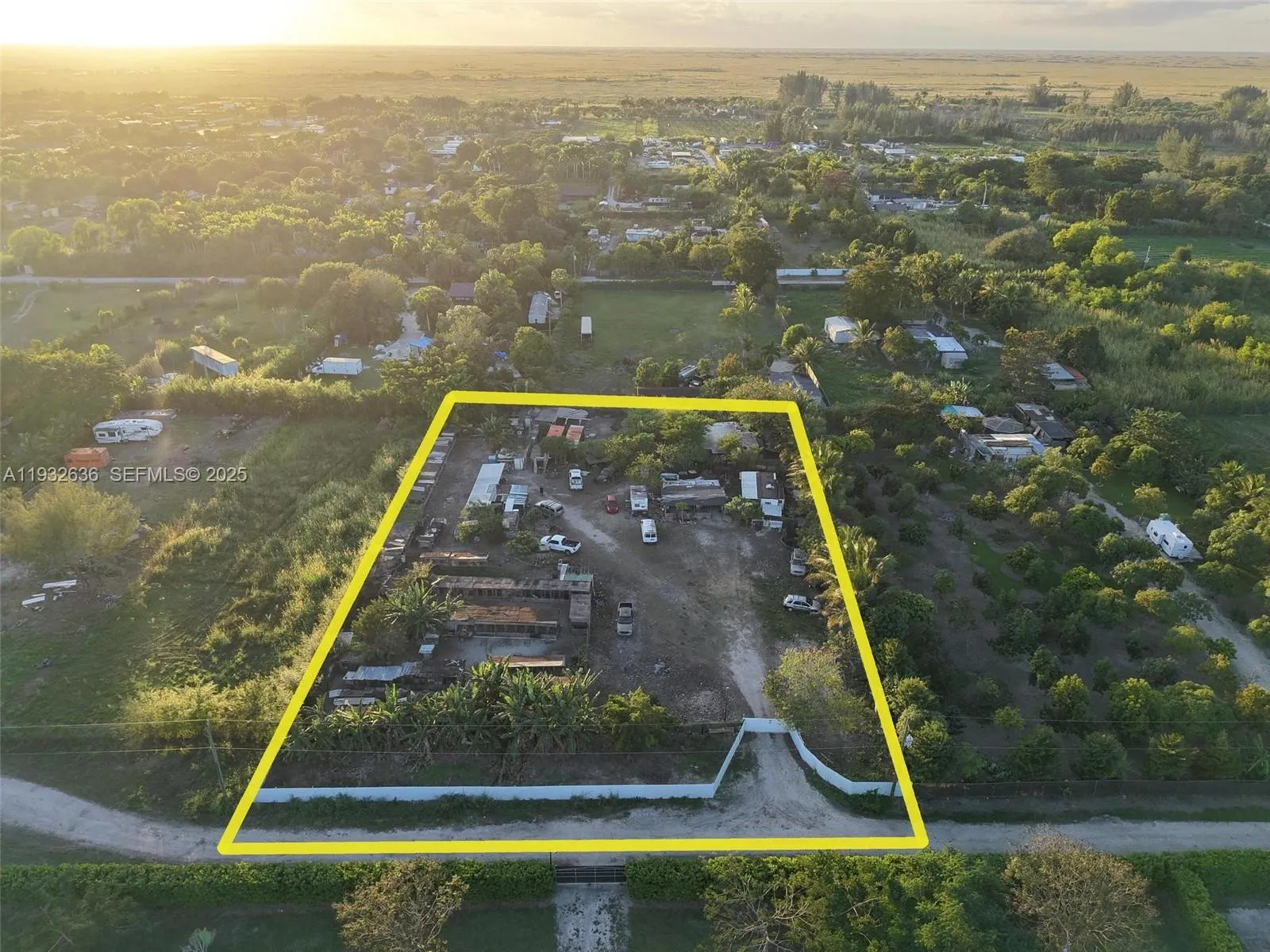 15400 Sw 207th Ave, Miami, Florida 33187, Miami, Florida 33187, ,Land,For Sale,15400 Sw 207th Ave, Miami, Florida 33187,A11932636