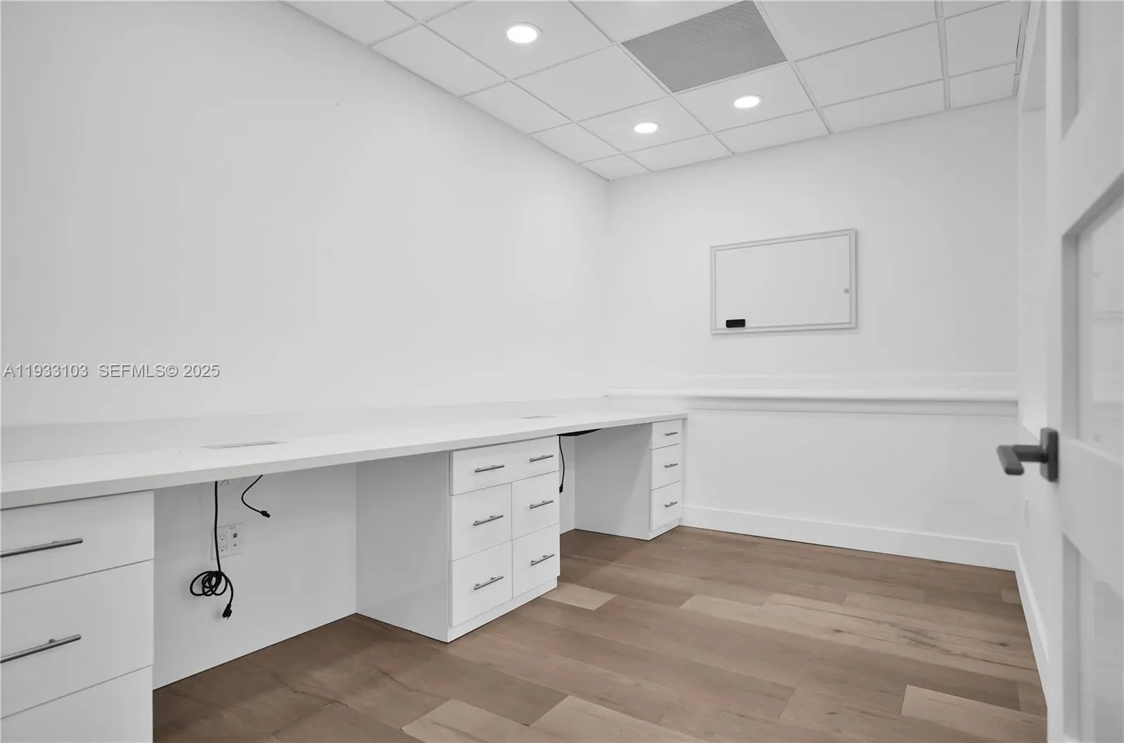 7311 Nw 12th St 29, Miami, Florida 33126, Miami, Florida 33126, ,Commercial Lease,For Rent,7311 Nw 12th St 29, Miami, Florida 33126,A11933103