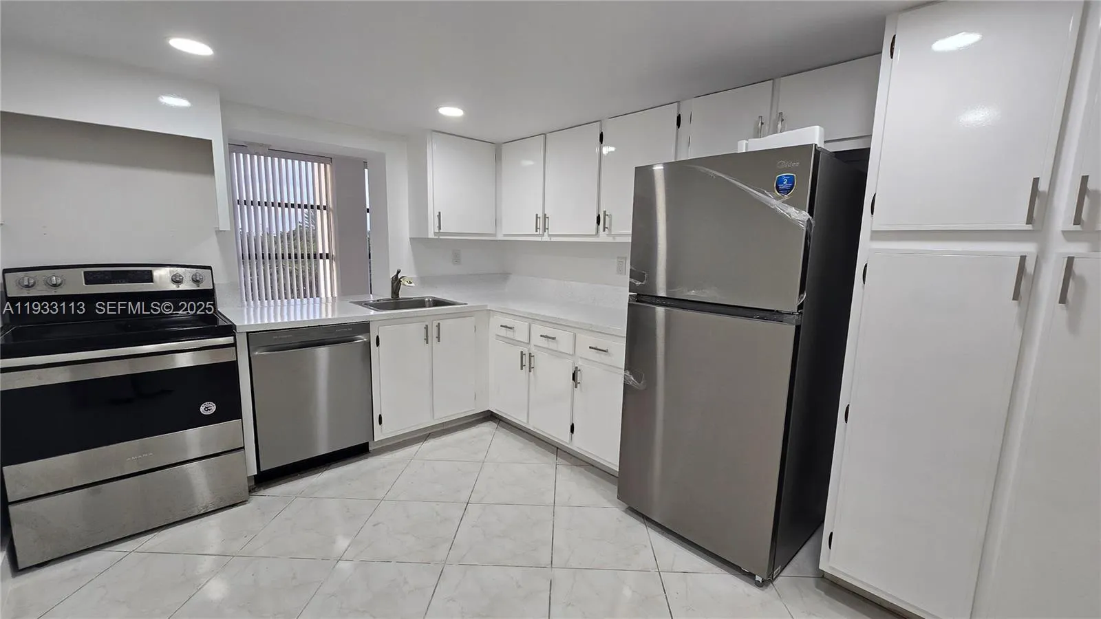 600 Parkview Dr 525, Hallandale Beach, Florida 330, Hallandale Beach, Florida 33009, 1 Bedroom Bedrooms, ,1 BathroomBathrooms,Residential,For Sale,600 Parkview Dr 525, Hallandale Beach, Florida 330,A11933113