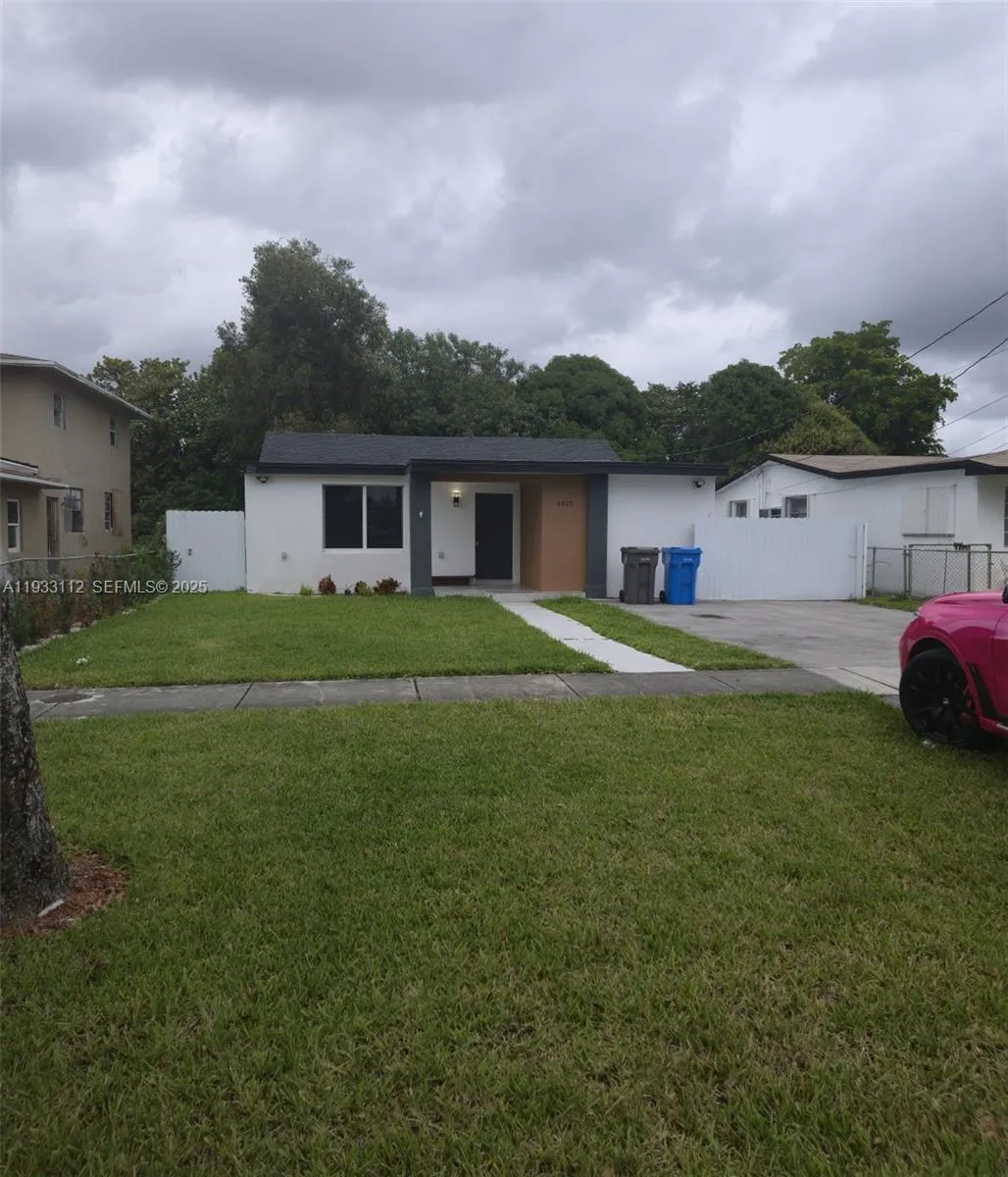 4425 Sw 21st St 1, West Park, Florida 33023, West Park, Florida 33023, 3 Bedrooms Bedrooms, ,1 BathroomBathrooms,Residential Lease,For Rent,4425 Sw 21st St 1, West Park, Florida 33023,A11933112