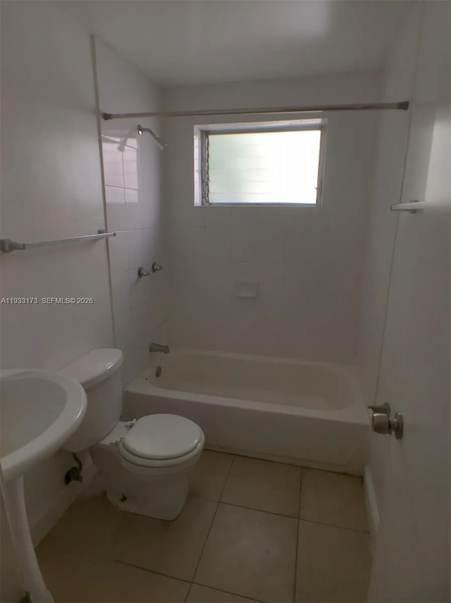 825 Euclid Ave 2, Miami Beach, Florida 33139, Miami Beach, Florida 33139, ,1 BathroomBathrooms,Residential Lease,For Rent,825 Euclid Ave 2, Miami Beach, Florida 33139,A11933173