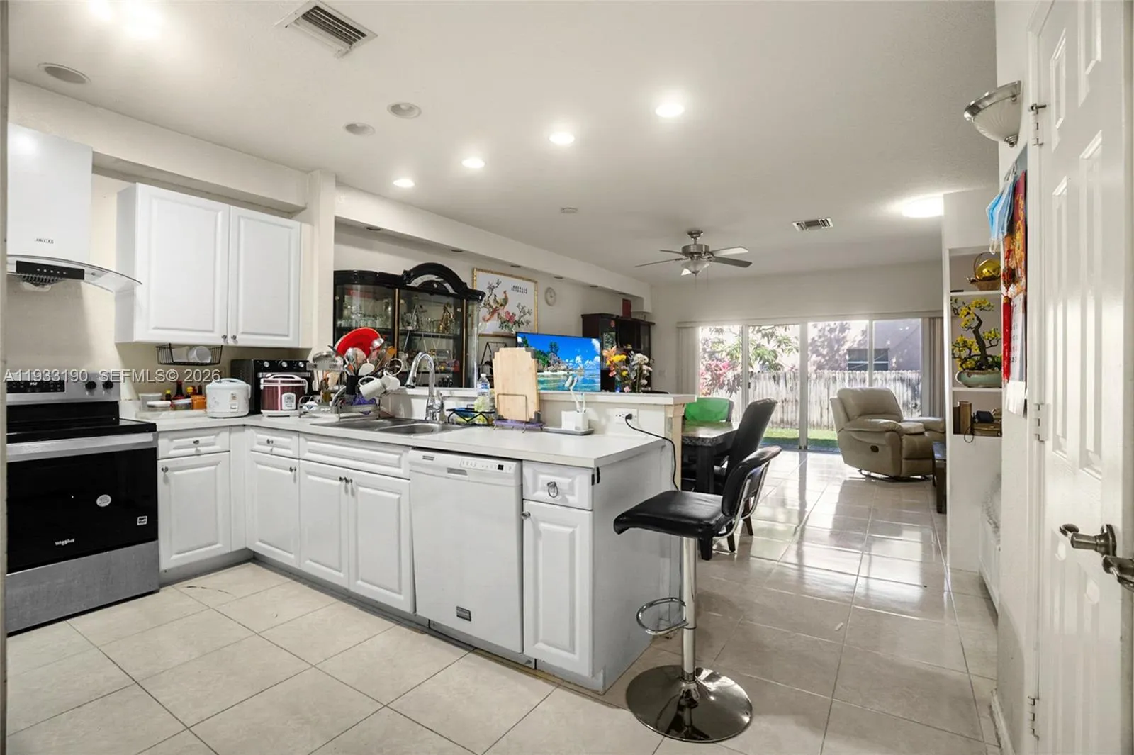 4403 Nw 115th Ave, Coral Springs, Florida 33065, Coral Springs, Florida 33065, 3 Bedrooms Bedrooms, ,2 BathroomsBathrooms,Residential,For Sale,4403 Nw 115th Ave, Coral Springs, Florida 33065,A11933190