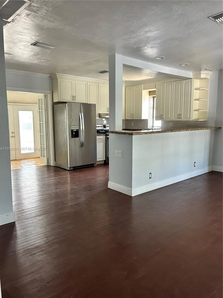 1628 Ne 4th Pl, Fort Lauderdale, Florida 33301, Fort Lauderdale, Florida 33301, 2 Bedrooms Bedrooms, ,2 BathroomsBathrooms,Residential Lease,For Rent,1628 Ne 4th Pl, Fort Lauderdale, Florida 33301,A11932001