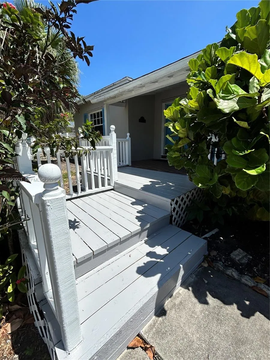 1628 Ne 4th Pl, Fort Lauderdale, Florida 33301, Fort Lauderdale, Florida 33301, 2 Bedrooms Bedrooms, ,2 BathroomsBathrooms,Residential Lease,For Rent,1628 Ne 4th Pl, Fort Lauderdale, Florida 33301,A11932001