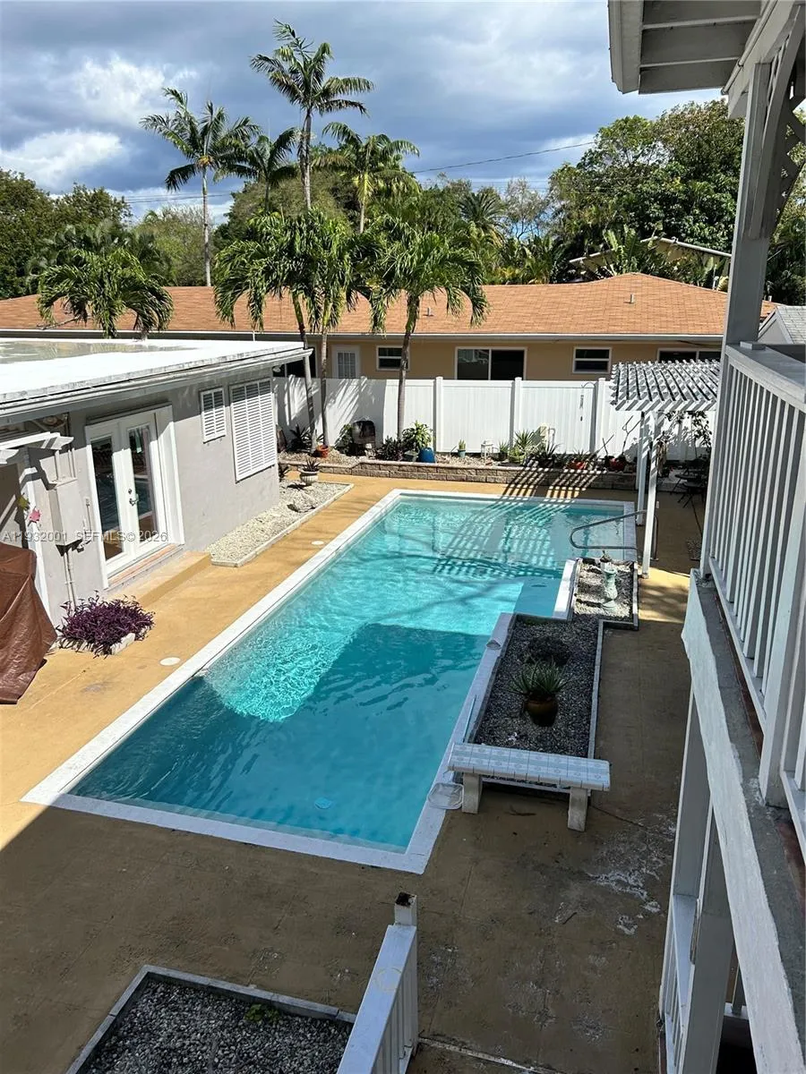 1628 Ne 4th Pl, Fort Lauderdale, Florida 33301, Fort Lauderdale, Florida 33301, 2 Bedrooms Bedrooms, ,2 BathroomsBathrooms,Residential Lease,For Rent,1628 Ne 4th Pl, Fort Lauderdale, Florida 33301,A11932001