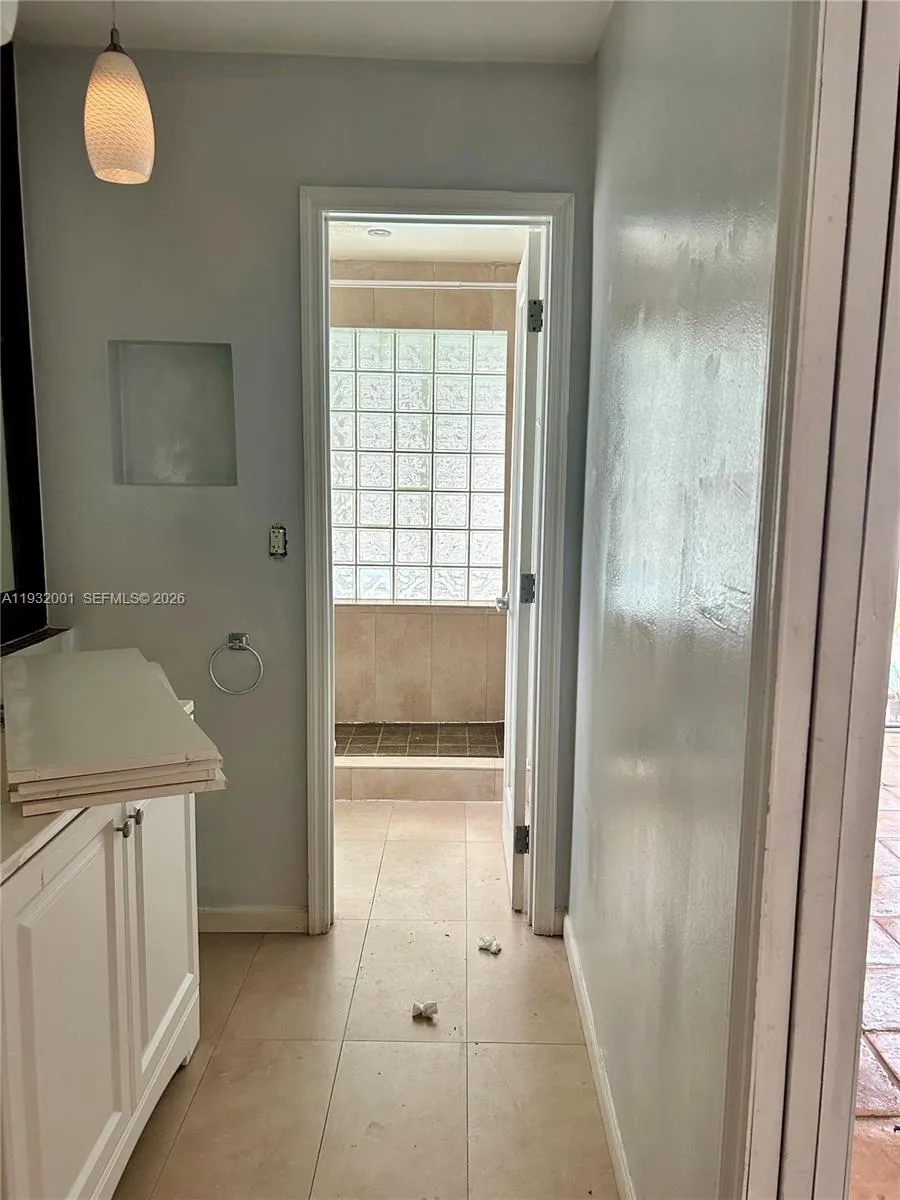 1628 Ne 4th Pl, Fort Lauderdale, Florida 33301, Fort Lauderdale, Florida 33301, 2 Bedrooms Bedrooms, ,2 BathroomsBathrooms,Residential Lease,For Rent,1628 Ne 4th Pl, Fort Lauderdale, Florida 33301,A11932001