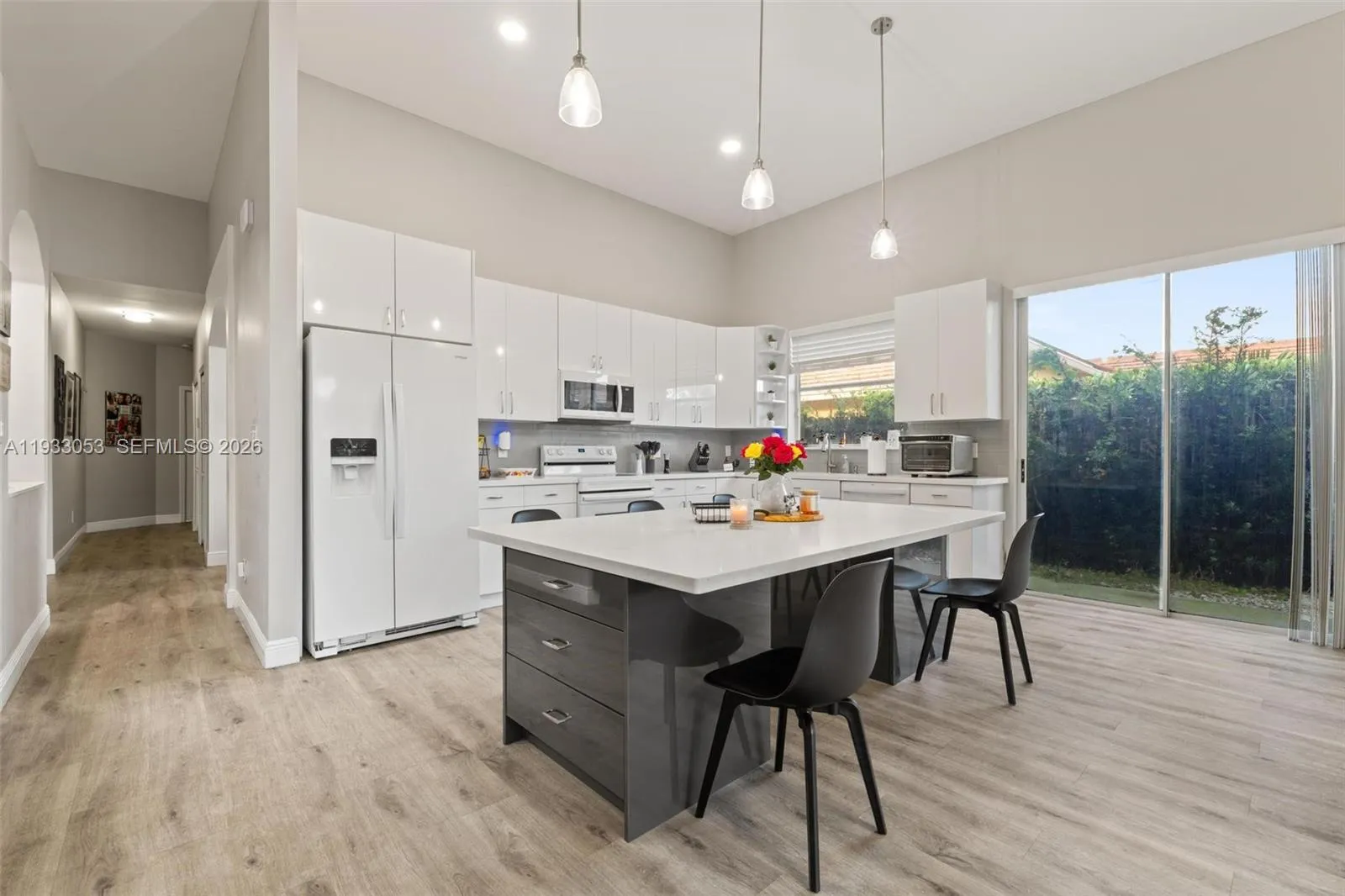 343 Sw 187th Ter, Pembroke Pines, Florida 33029, Pembroke Pines, Florida 33029, 3 Bedrooms Bedrooms, ,3 BathroomsBathrooms,Residential,For Sale,343 Sw 187th Ter, Pembroke Pines, Florida 33029,A11933053