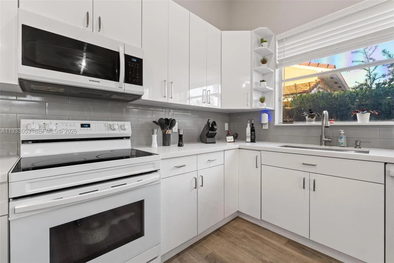 343 Sw 187th Ter, Pembroke Pines, Florida 33029, Pembroke Pines, Florida 33029, 3 Bedrooms Bedrooms, ,3 BathroomsBathrooms,Residential,For Sale,343 Sw 187th Ter, Pembroke Pines, Florida 33029,A11933053