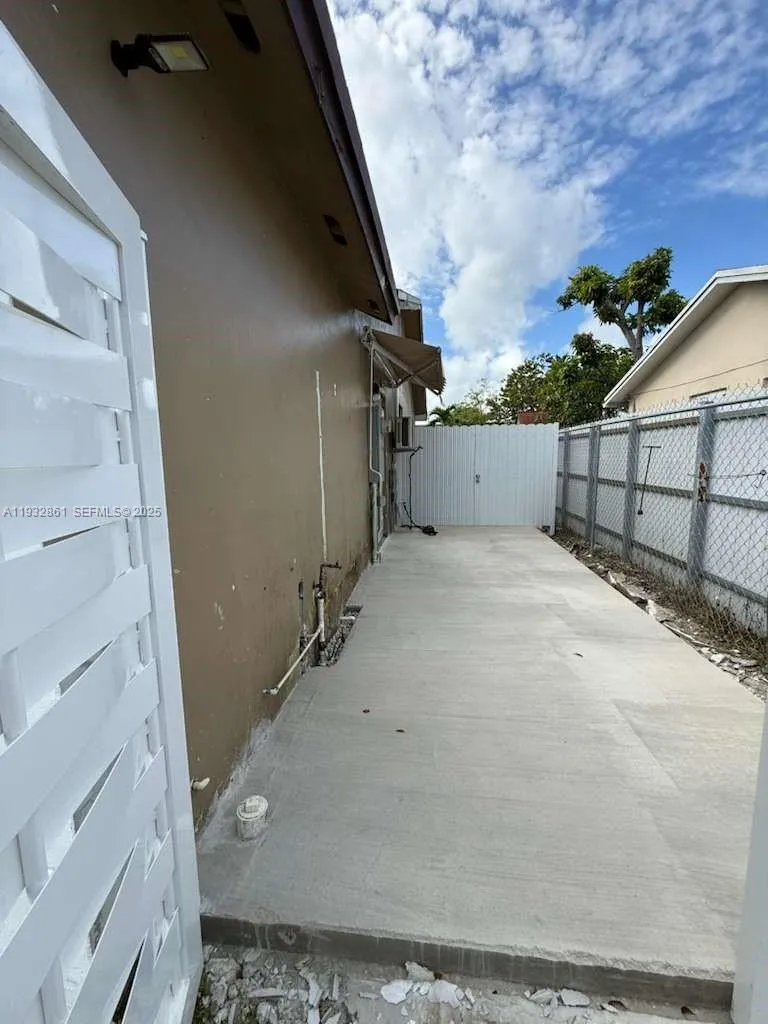 25948 Sw 132nd Ave 0, Homestead, Florida 33032, Homestead, Florida 33032, 1 Bedroom Bedrooms, ,1 BathroomBathrooms,Residential Lease,For Rent,25948 Sw 132nd Ave 0, Homestead, Florida 33032,A11932861 25948 Sw 132nd Ave 0, Homestead, Florida 33032, Homestead, Florida 33032, 1 Bedroom Bedrooms, ,1 BathroomBathrooms,Residential Lease,For Rent,25948 Sw 132nd Ave 0, Homestead, Florida 33032,A11932861