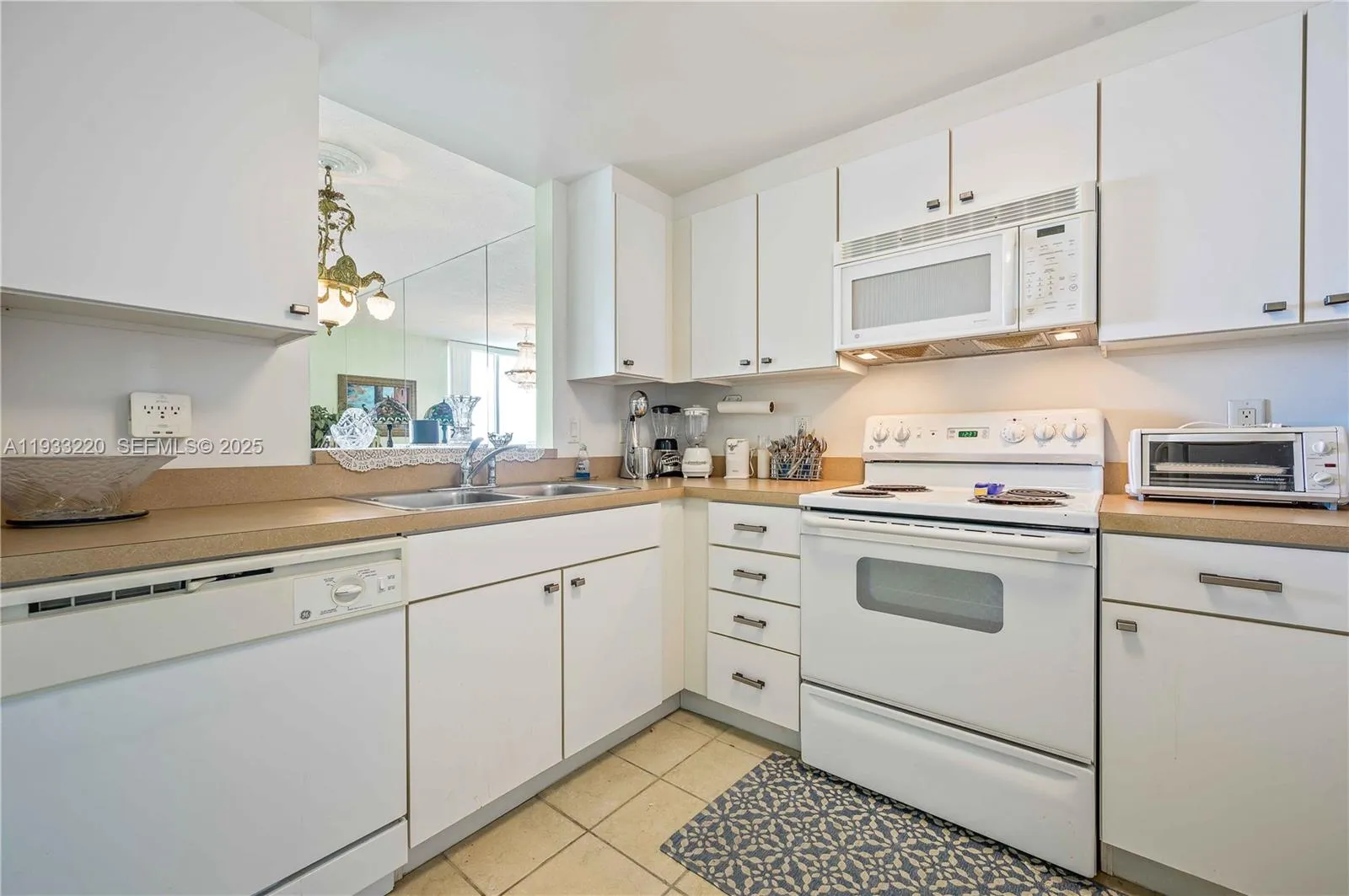 1250 S Miami Ave 1907, Miami, Florida 33130, Miami, Florida 33130, 1 Bedroom Bedrooms, ,1 BathroomBathrooms,Residential Lease,For Rent,1250 S Miami Ave 1907, Miami, Florida 33130,A11933220