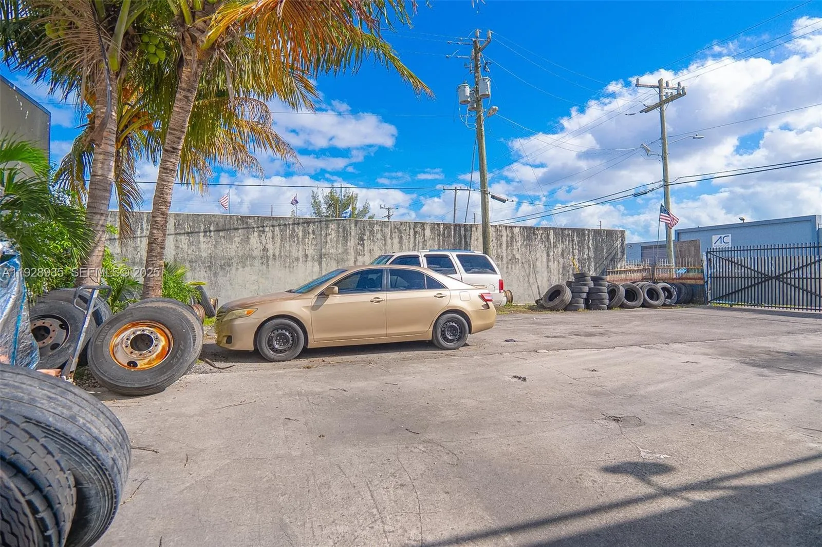 5201 Nw 36th Ave, Miami, Florida 33142, Miami, Florida 33142, ,Commercial Sale,For Sale,5201 Nw 36th Ave, Miami, Florida 33142,A11928935