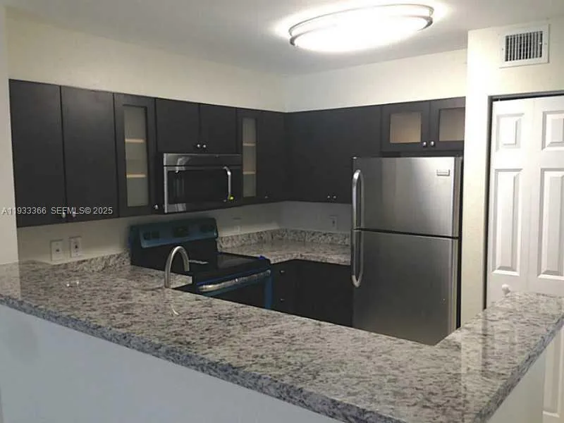 4350 Nw 107th Ave 102, Doral, Florida 33178, Doral, Florida 33178, 3 Bedrooms Bedrooms, ,2 BathroomsBathrooms,Residential Lease,For Rent,4350 Nw 107th Ave 102, Doral, Florida 33178,A11933366